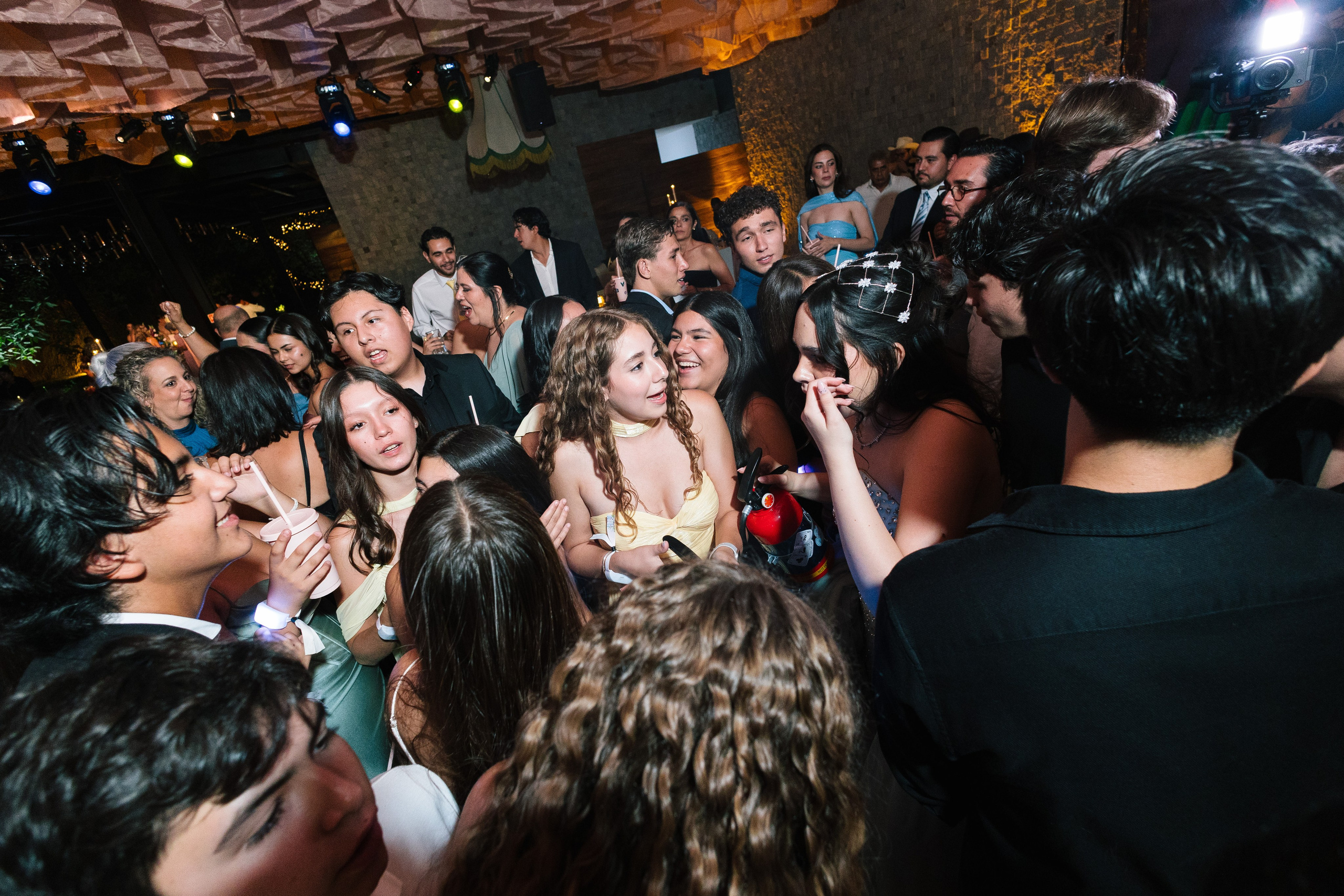 XV Luna. Wedding Photographer Ruth Preciado