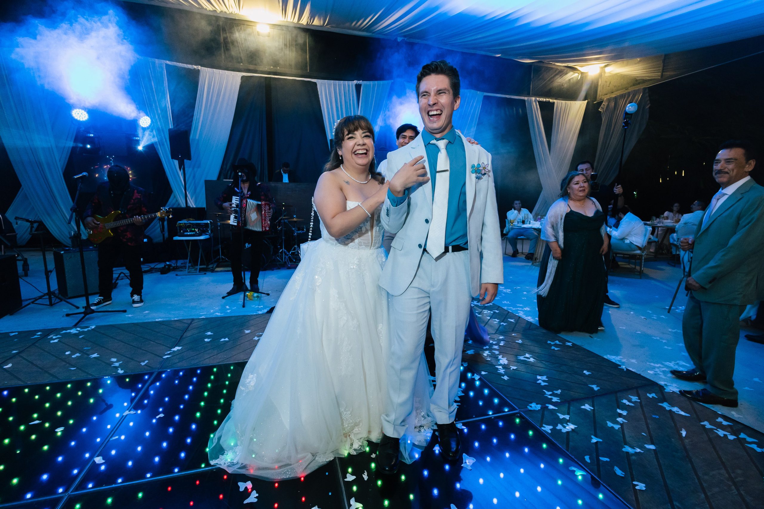 Athzi y Marco. Wedding Photographer Ruth Preciado