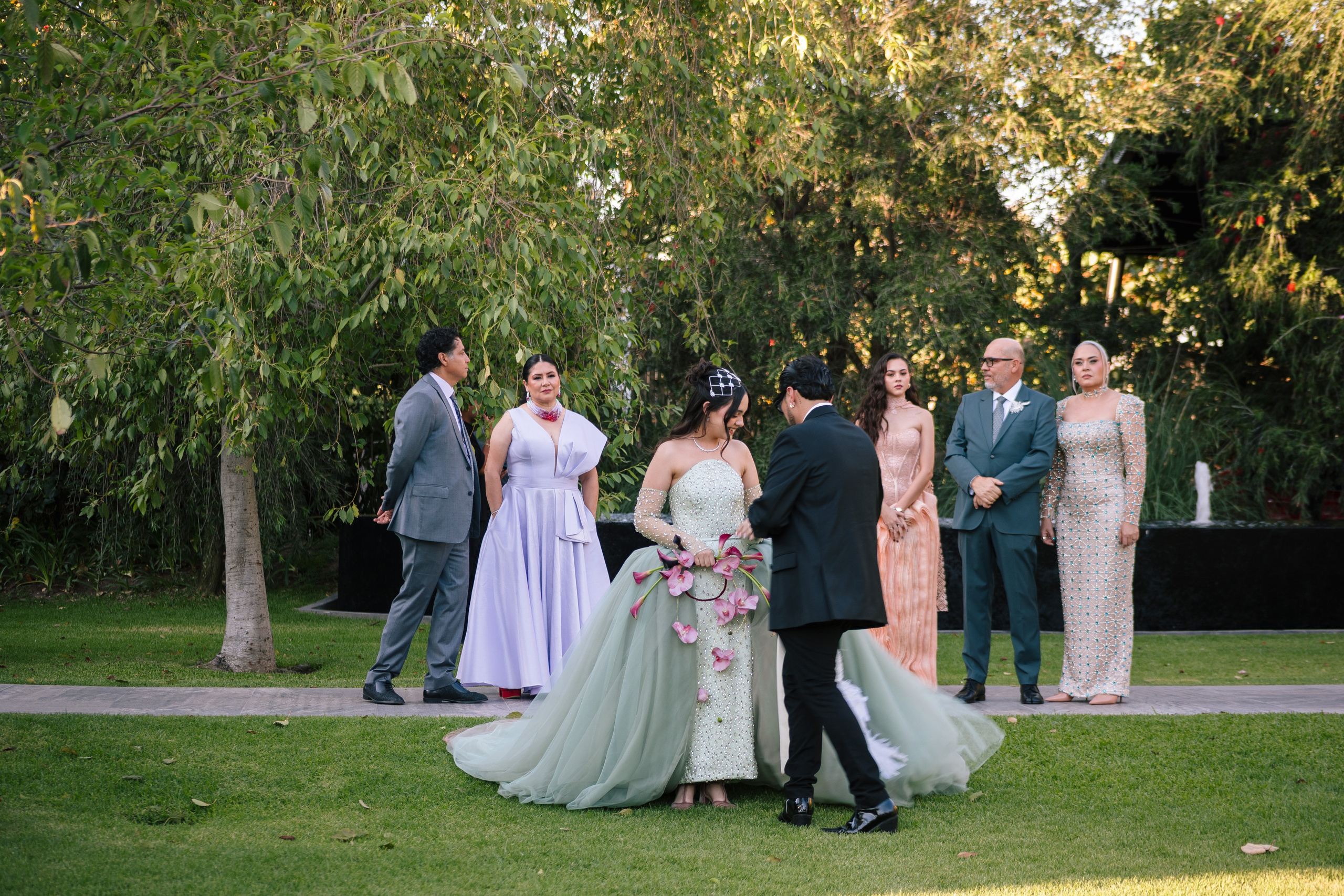 XV Luna. Wedding Photographer Ruth Preciado
