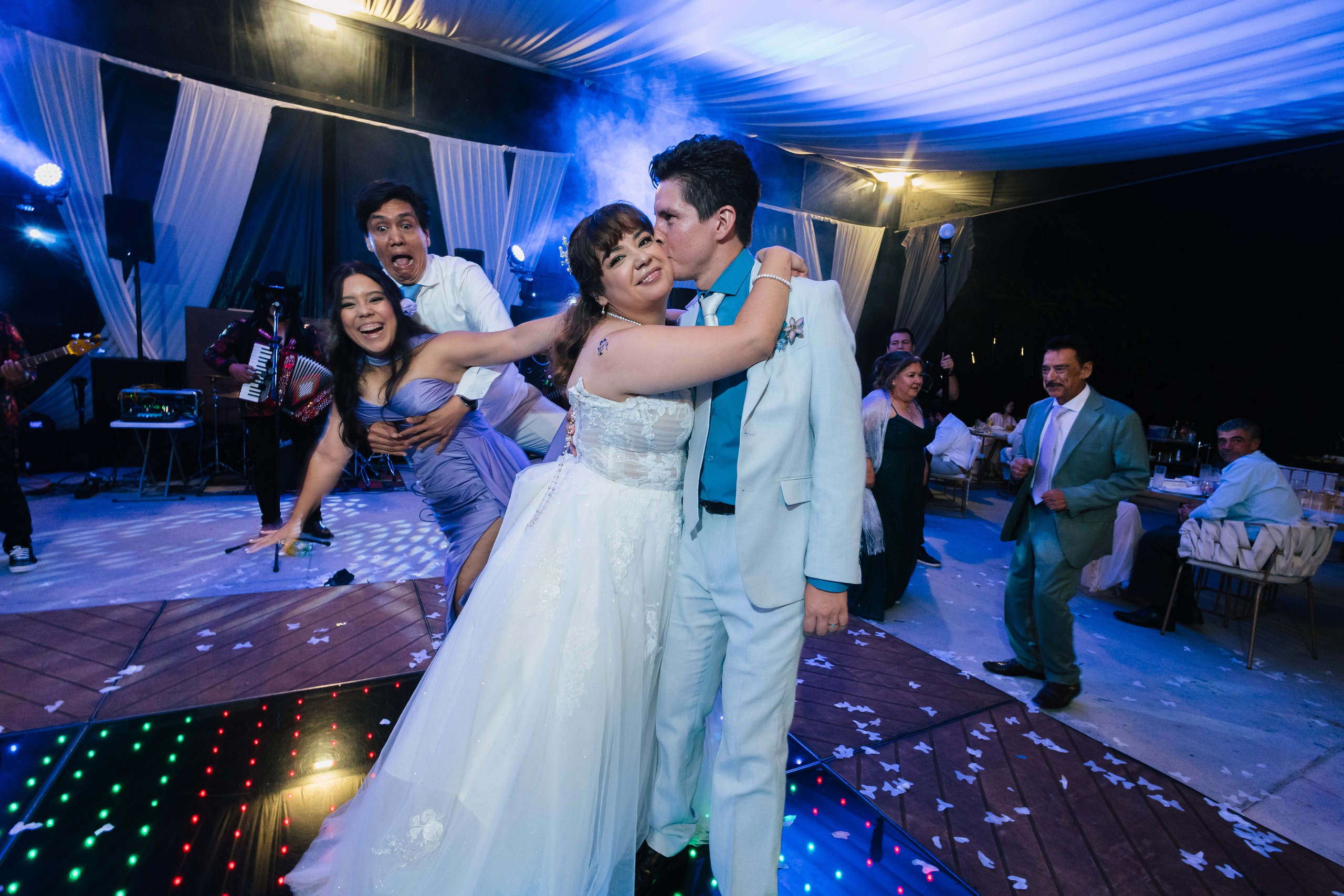 Athzi y Marco. Wedding Photographer Ruth Preciado