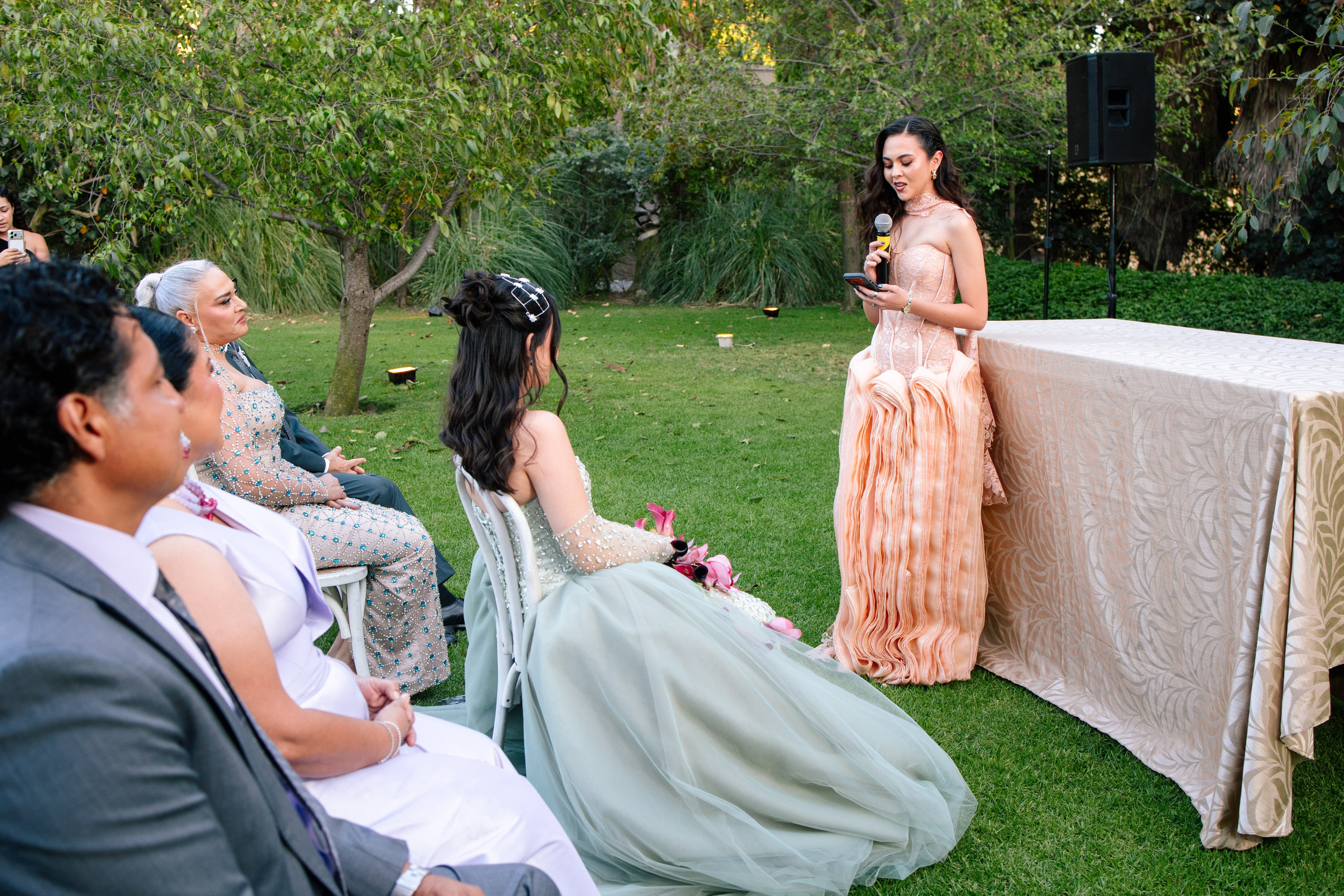 XV Luna. Wedding Photographer Ruth Preciado