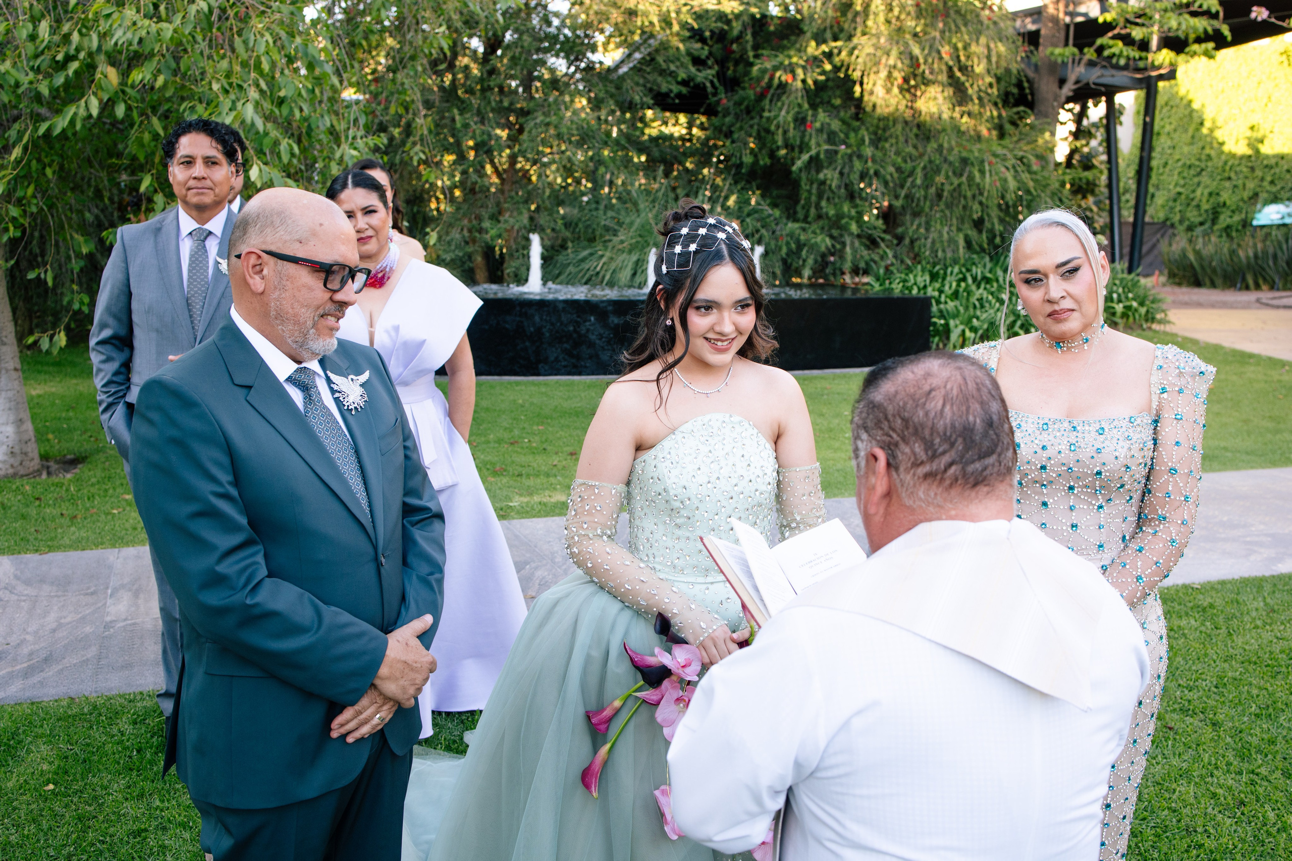 XV Luna. Wedding Photographer Ruth Preciado