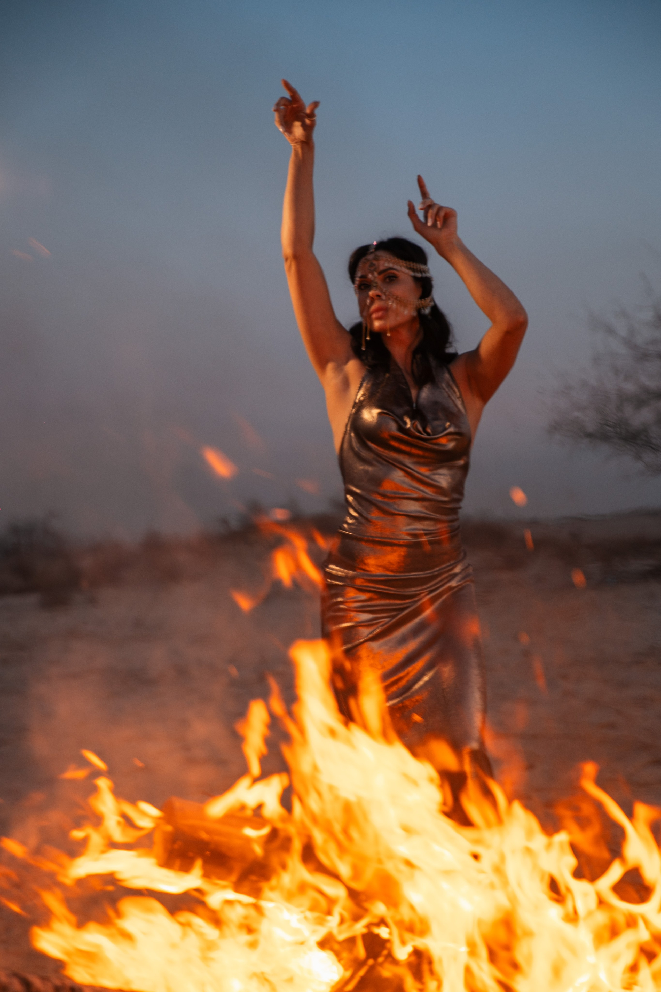 Огненная. Фотограф Вероника Яцына в Ташкенте