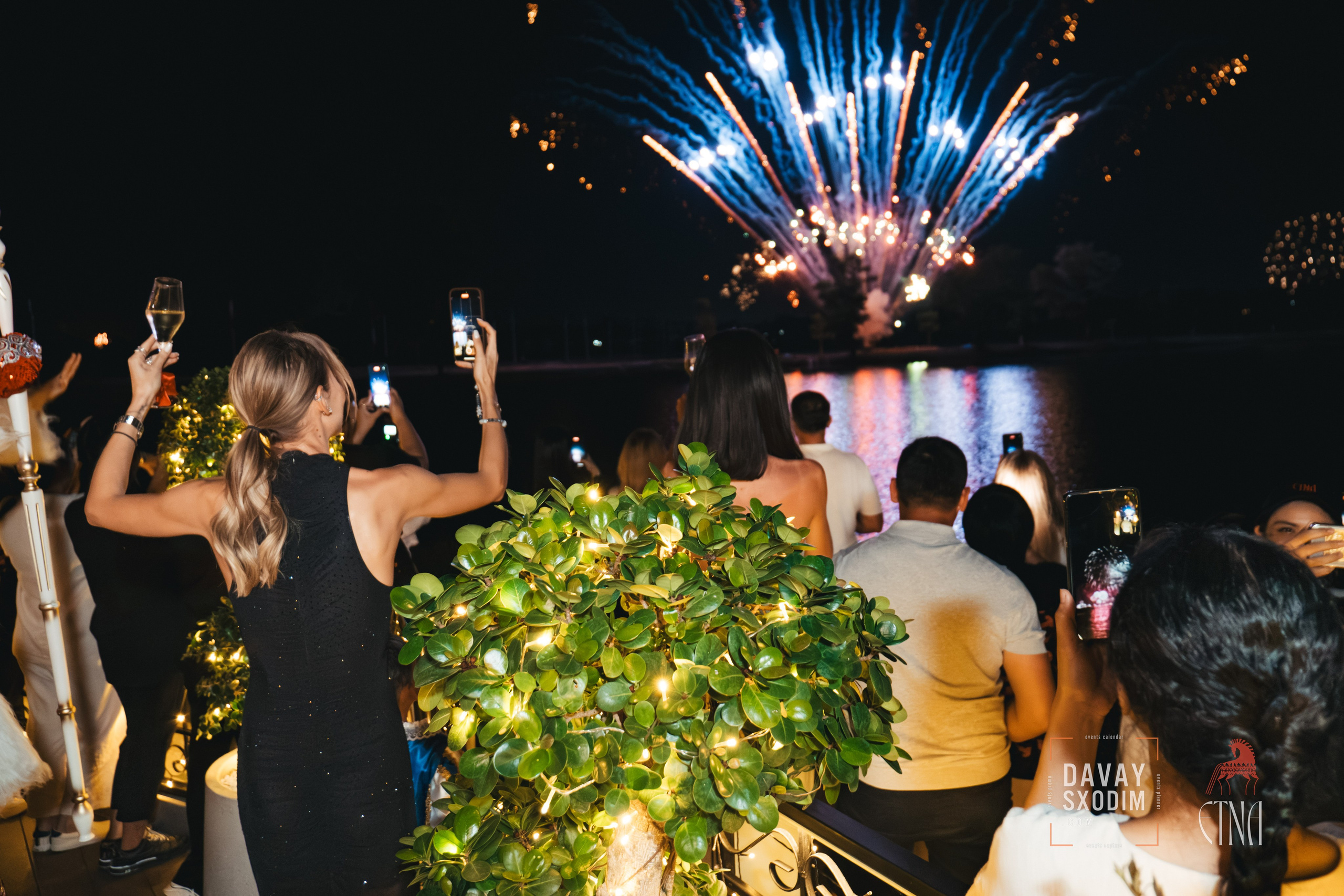 Новогодняя вечеринка | Фоторепортаж | Афиша | DAVAYSXODIM.com PHUKET. АФИША|ФОТОРЕПОРТАЖИ|ИВЕНТЫ|ПХУКЕТ