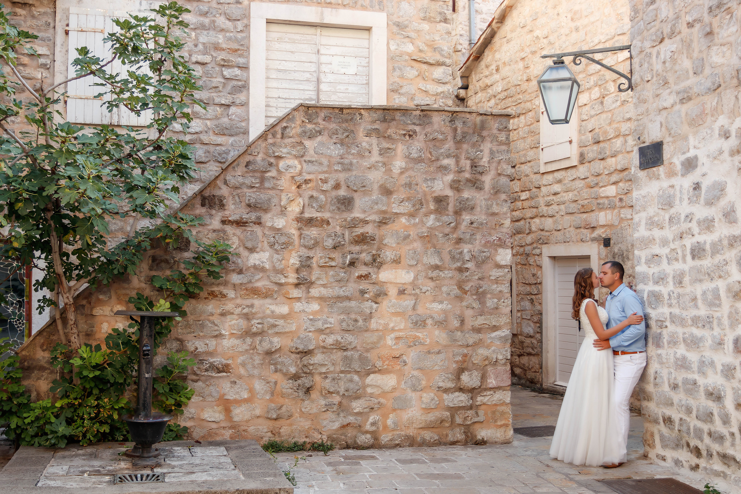 Montenegro wedding photoshootings. Photographer in Montenegro