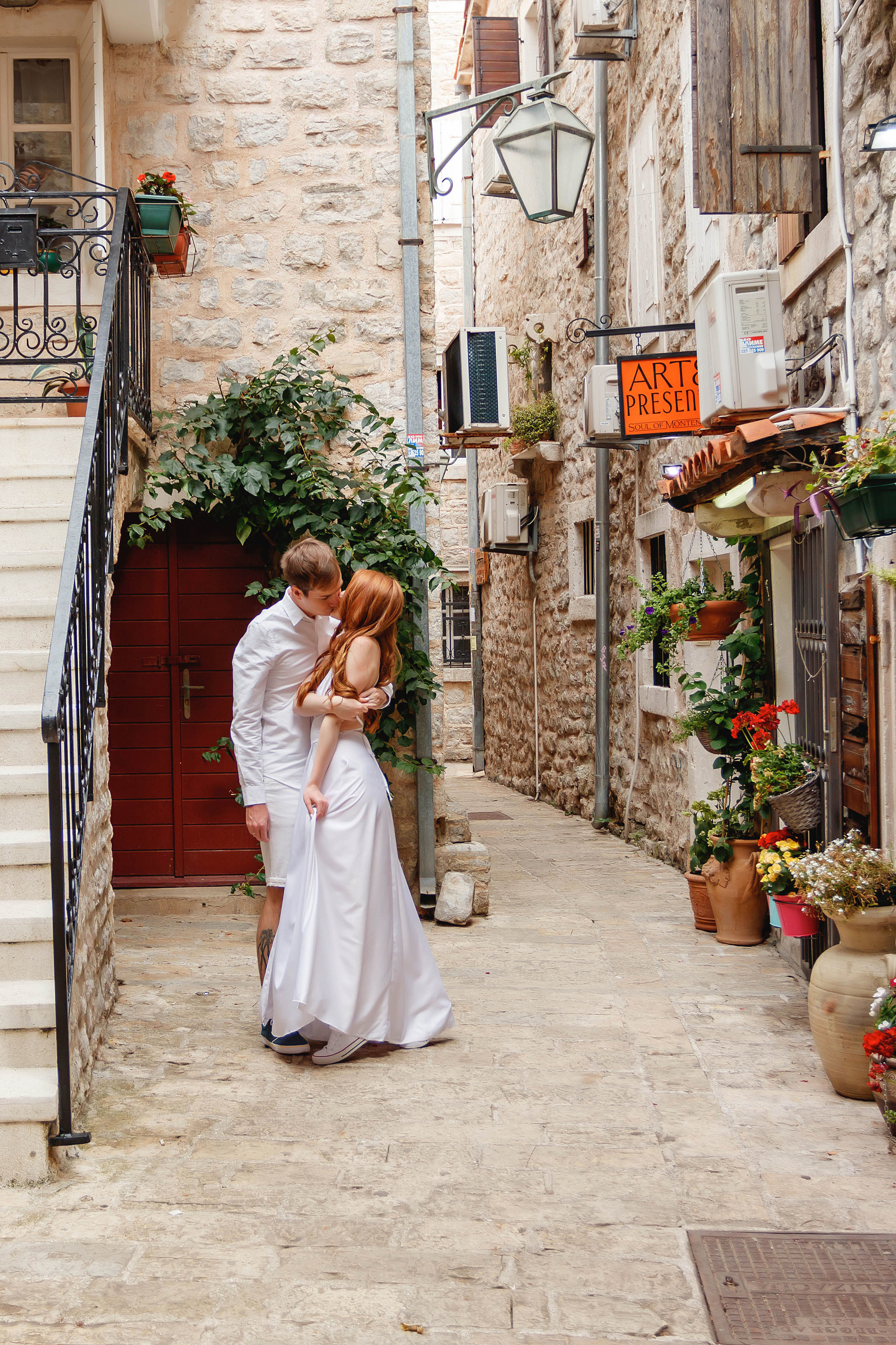 Montenegro wedding photoshootings. Photographer in Montenegro