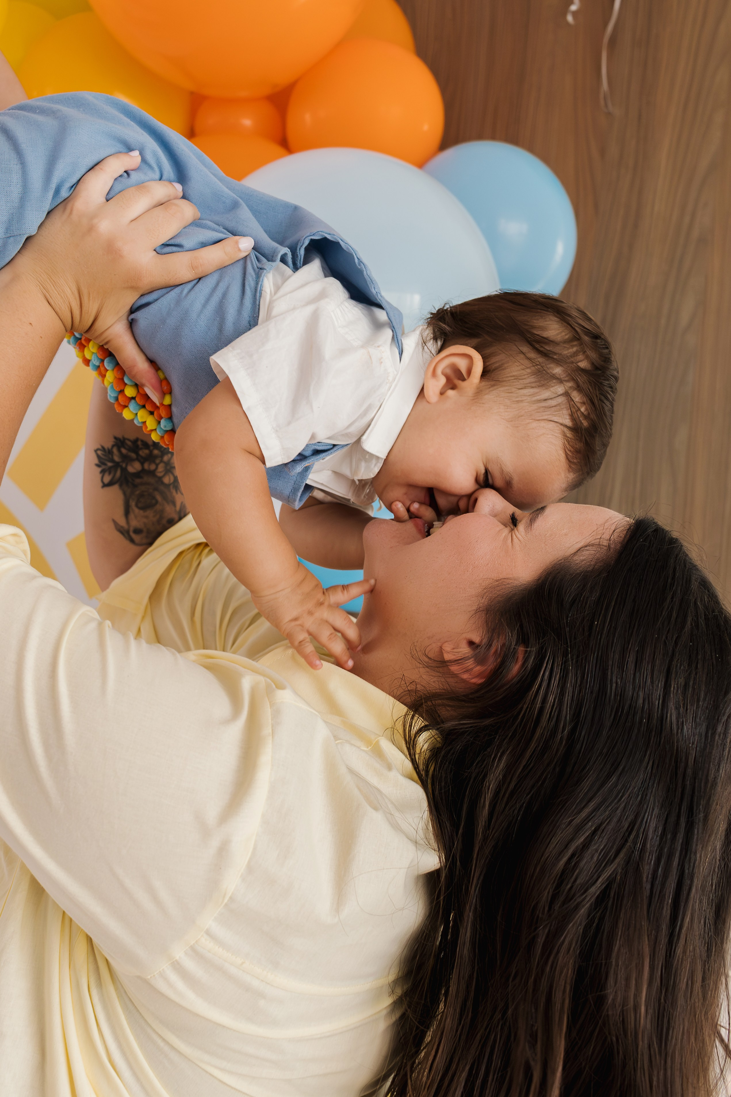 Aniversário infantil colorido, em Palhoça, Santa Catarina.