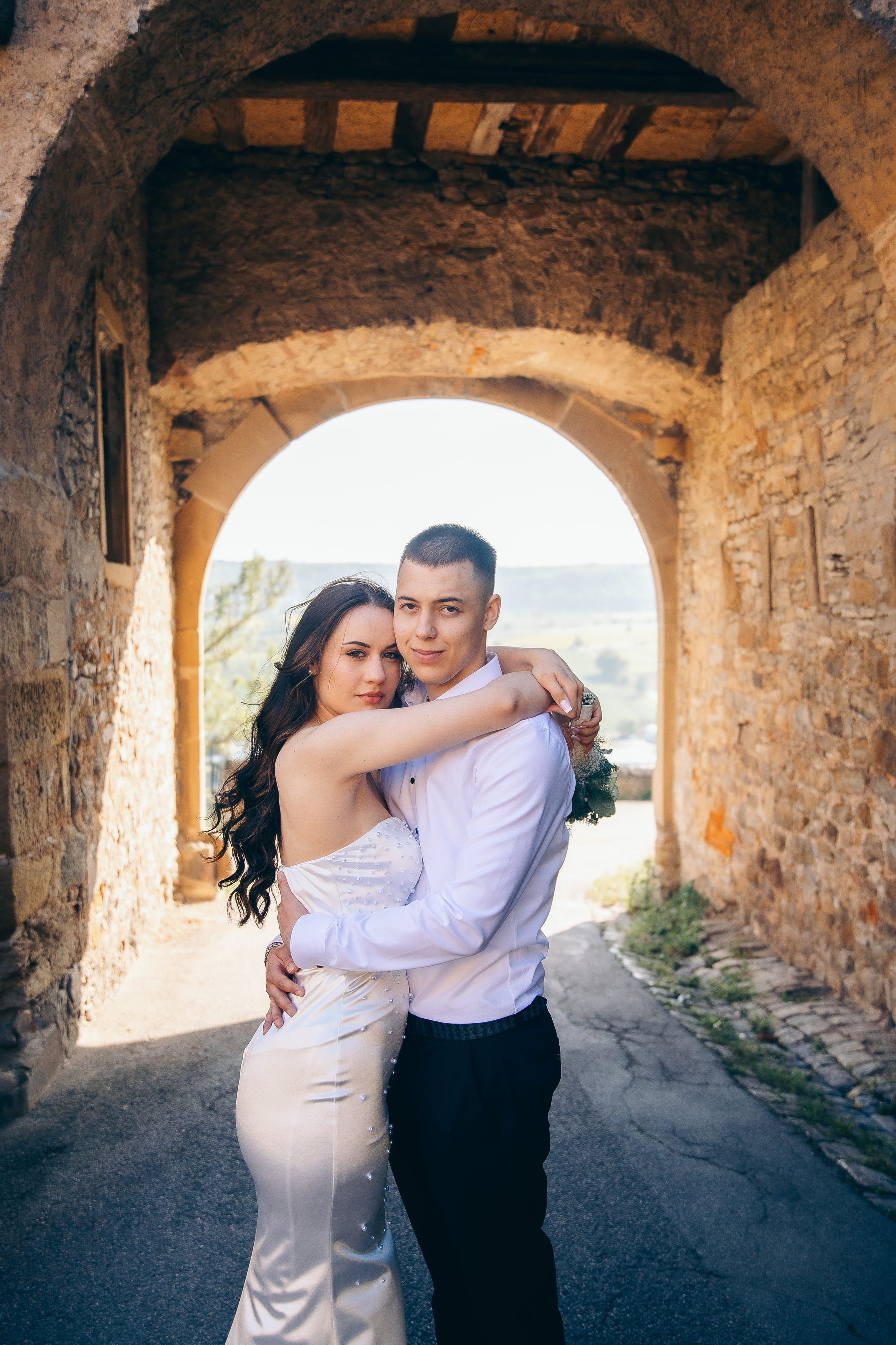 Brautpaarshooting auf Burg Hornberg. Fotograf für Hochzeits- und Familienfotos in Buchen (Odenwald) Mosbach
