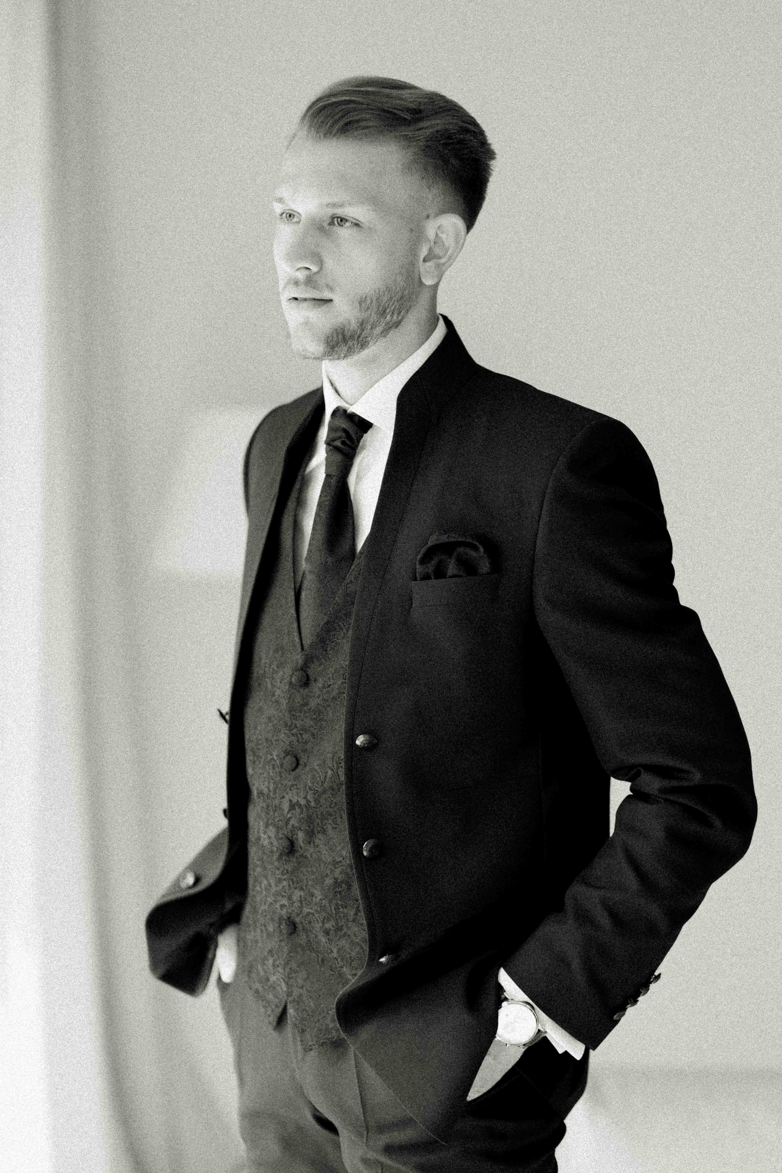 getting ready bräutigam hochzeit landhaus am see garbsen