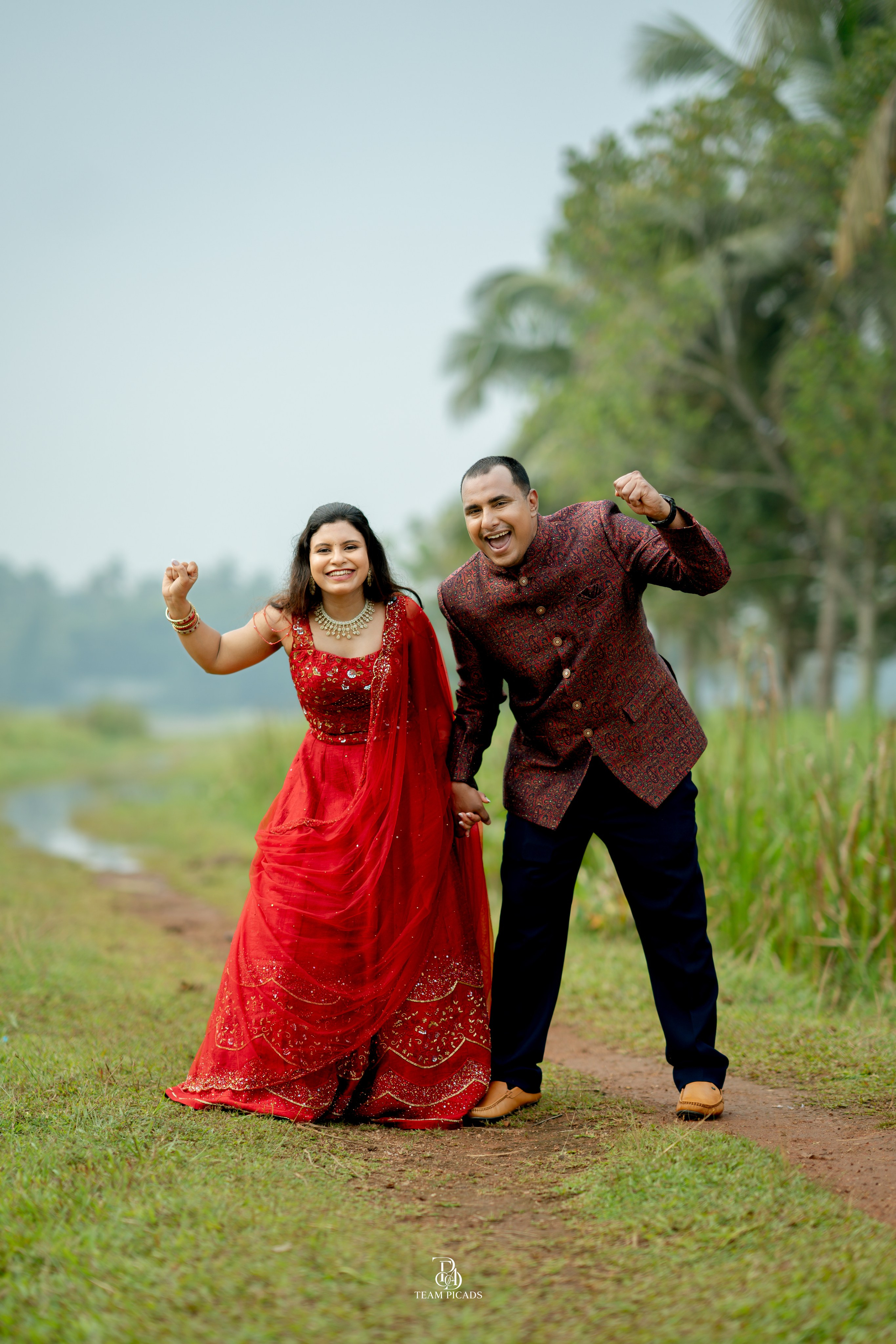 PETER + SHIPLA. TEAMPICADS | Wedding Photography in Calicut, Bangalore & Anantapur