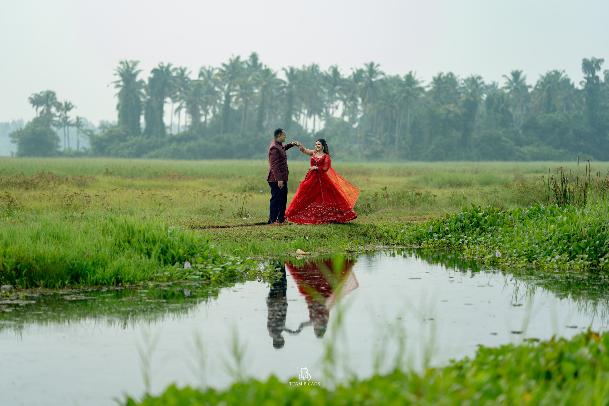 PETER + SHIPLA. TEAMPICADS | Wedding Photography in Calicut, Bangalore & Anantapur