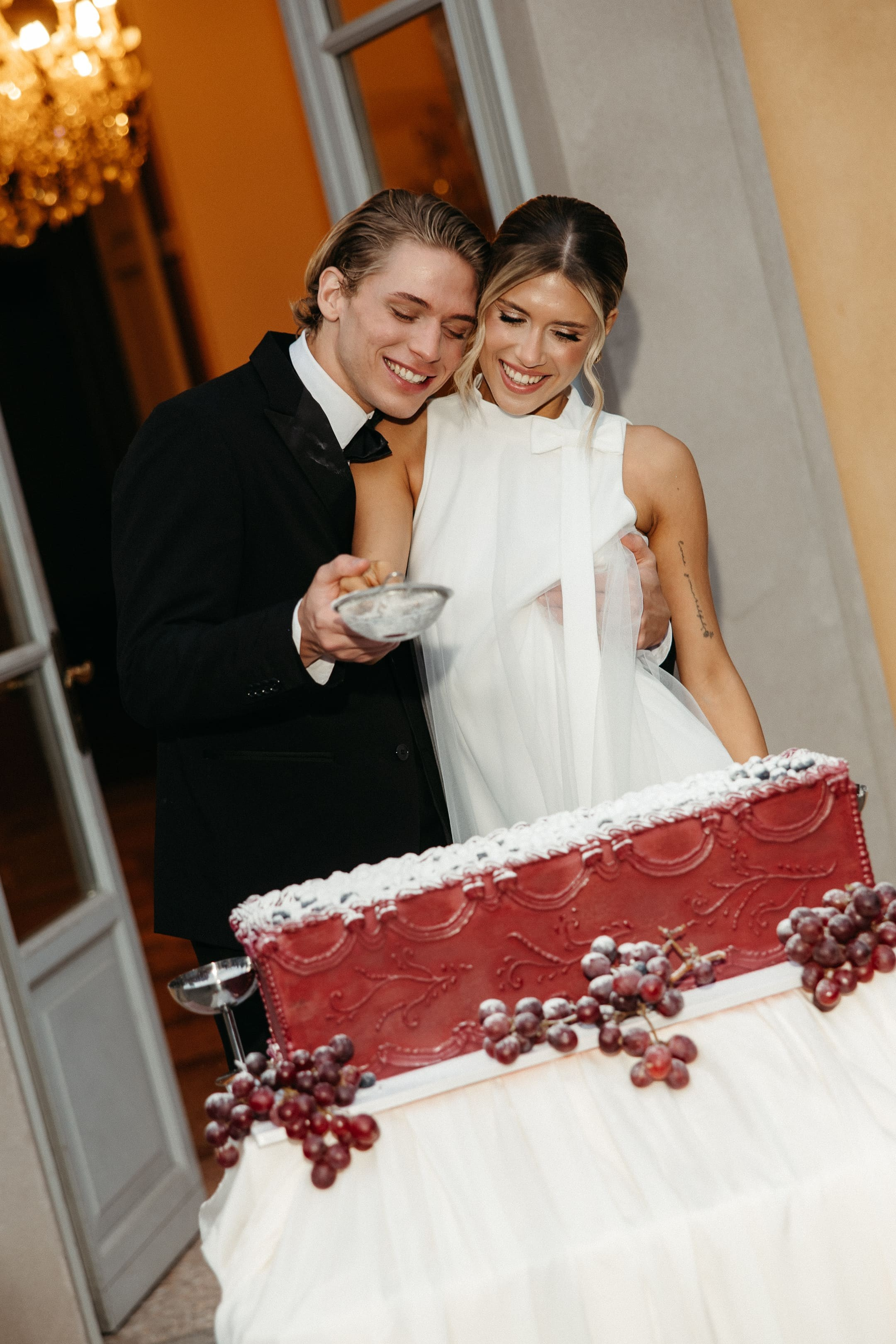 Melania & Matteo. Premium Wedding Photographer Iași