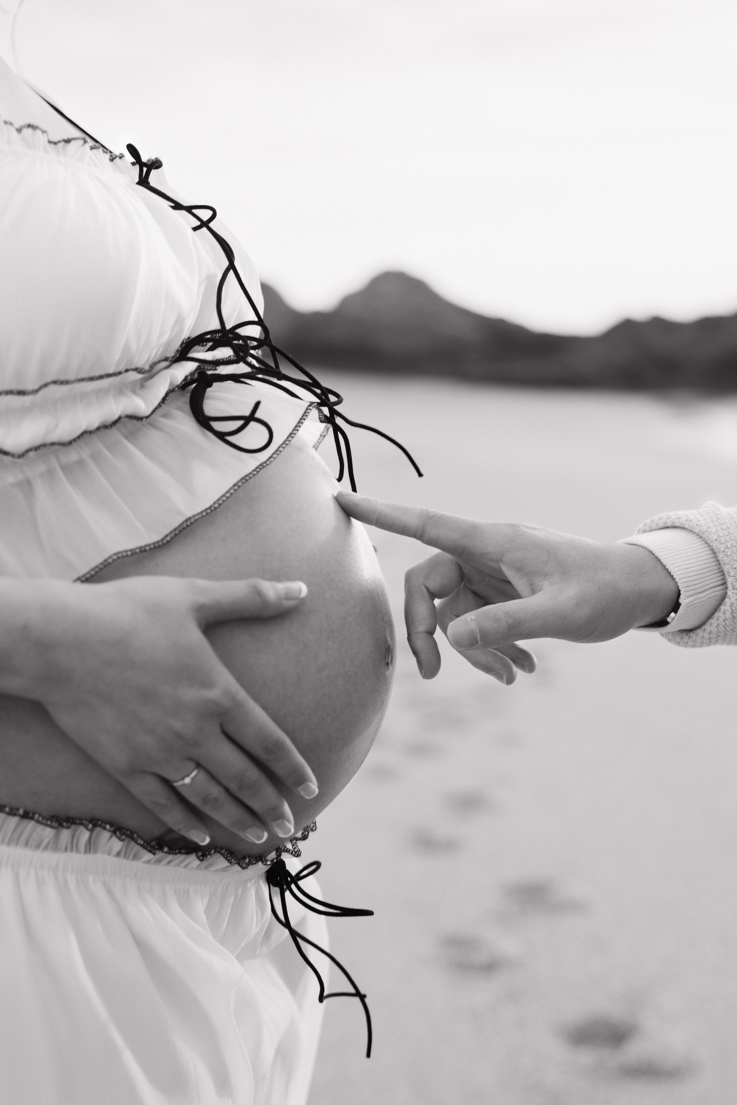 Maternity Session at Half Moon Bay. Soulo Photography | San Francisco Bay Area Based Photographer