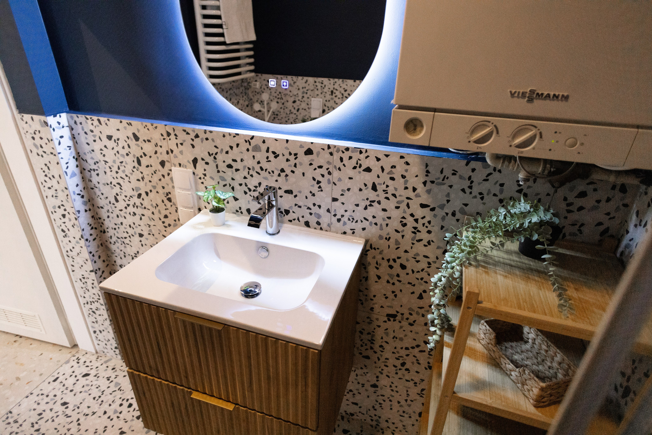 Apartament Upstairs 4