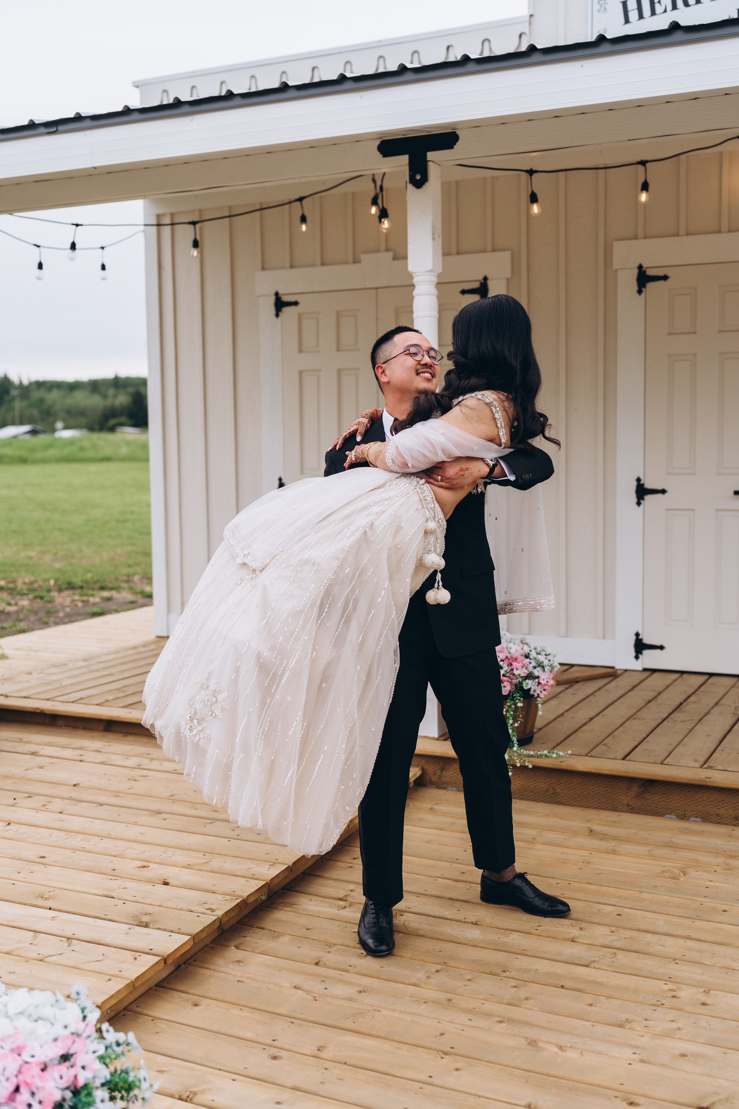 Jackie & Bindi. Calgary Wedding & Lifestyle Photographer — Yevhen Polishchuk
