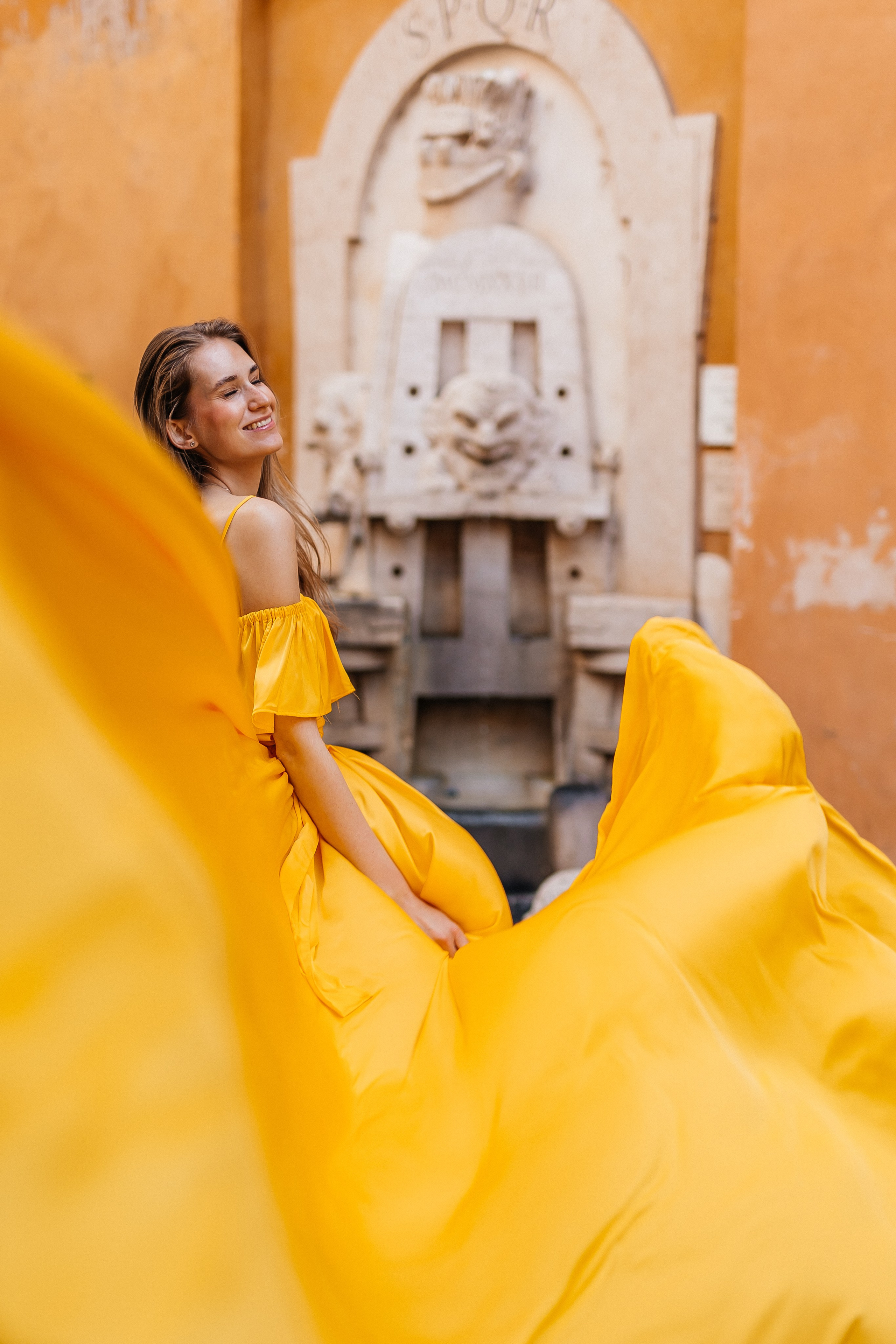 All roads lead to Rome. Irum.foto