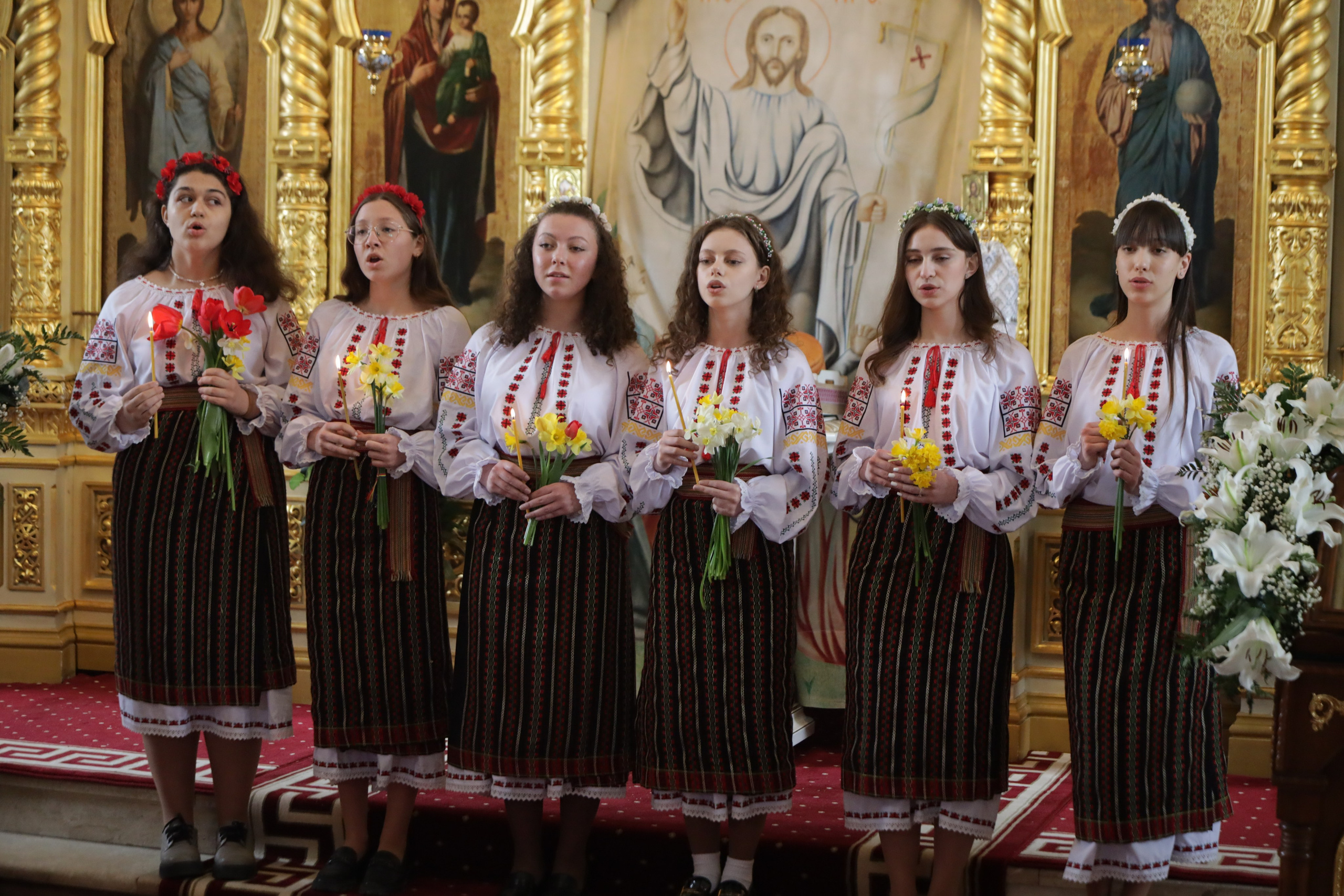 Cântările Învierii-Tradiție și Lumină. Alika Dia- Fotograf în Republica Moldova, Strășeni