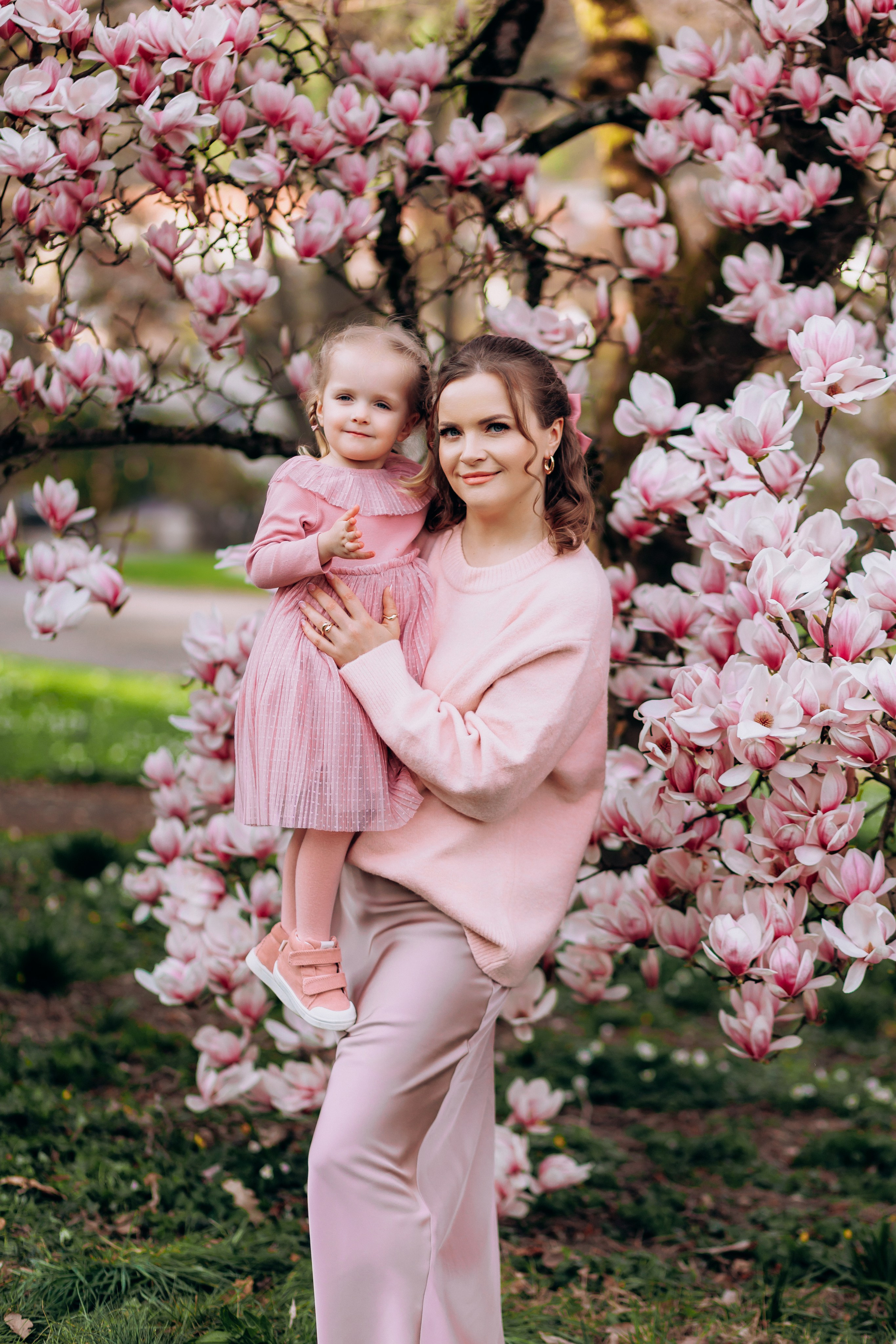 Tatiana, Alisa, Daria. Wedding and Family Photograph