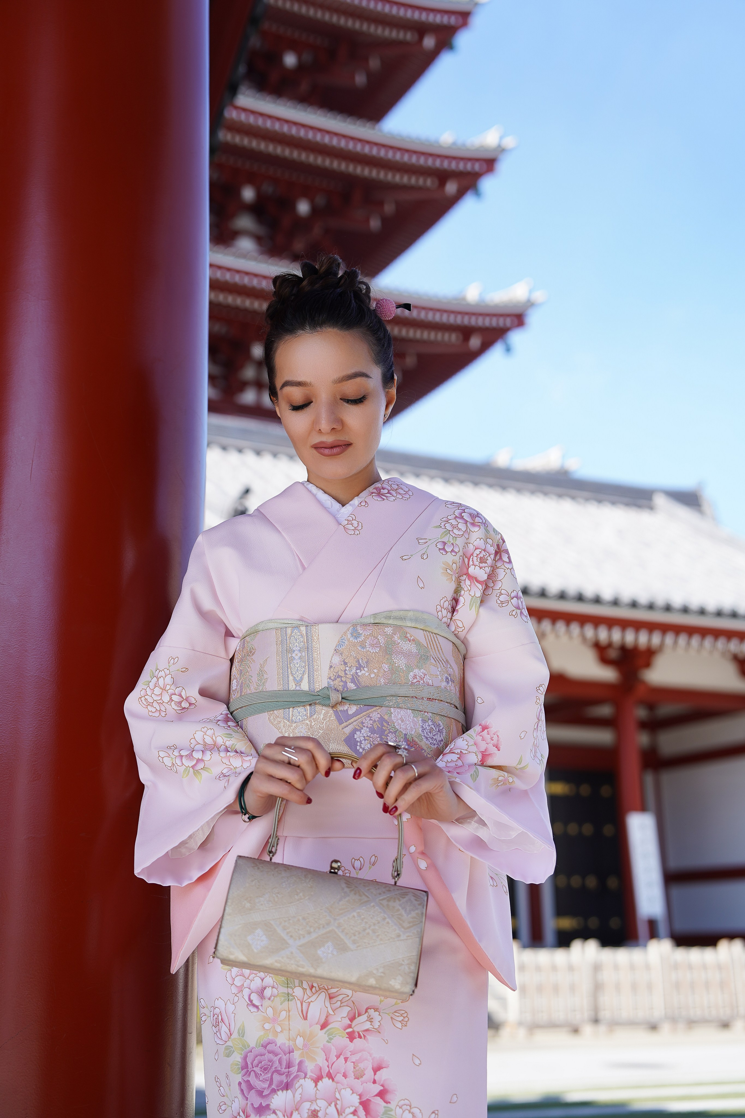 Khusnora. Фотограф в Токио Япония