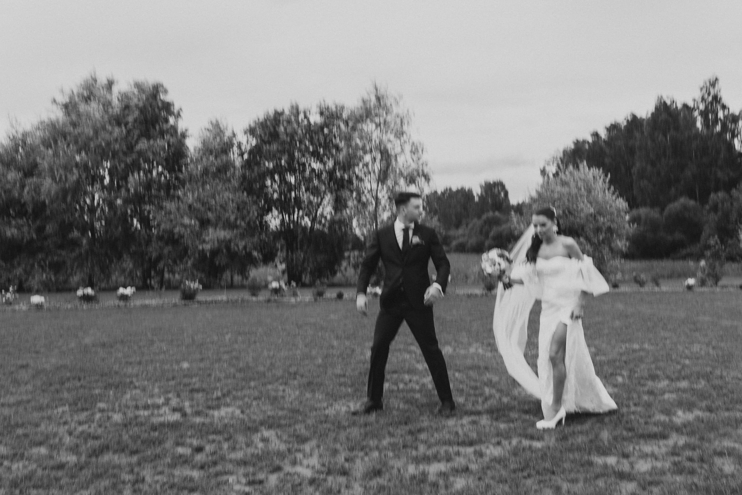 Kāzu stāsts - Ieva un Ramon. Fotogrāfs kāzām, ģimenēm un dažādiem pasākumiem