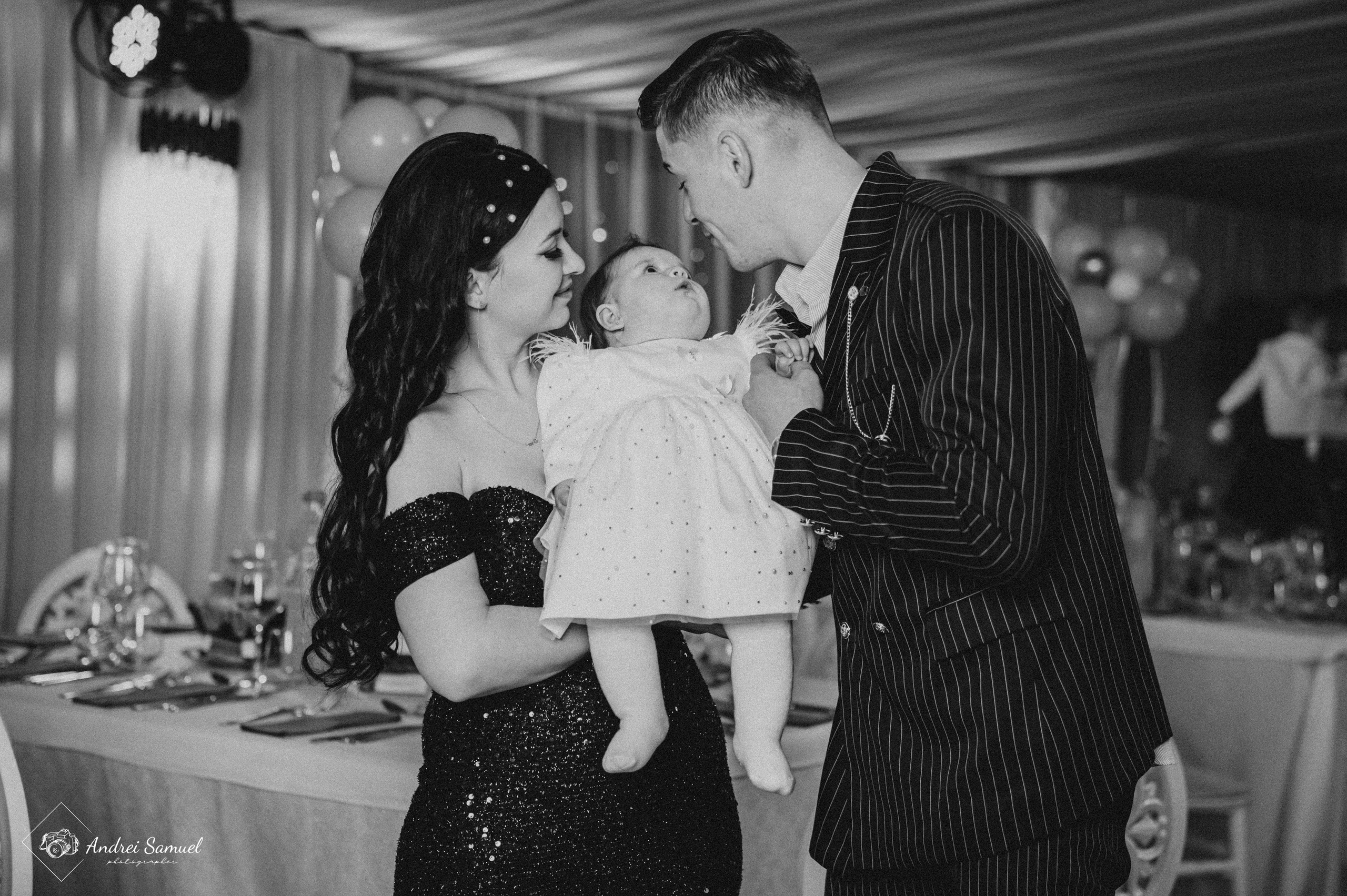 Jessica Maria. Andrei Samuel – Fotograf București | Evenimente, Studio, Imobiliare, Produs