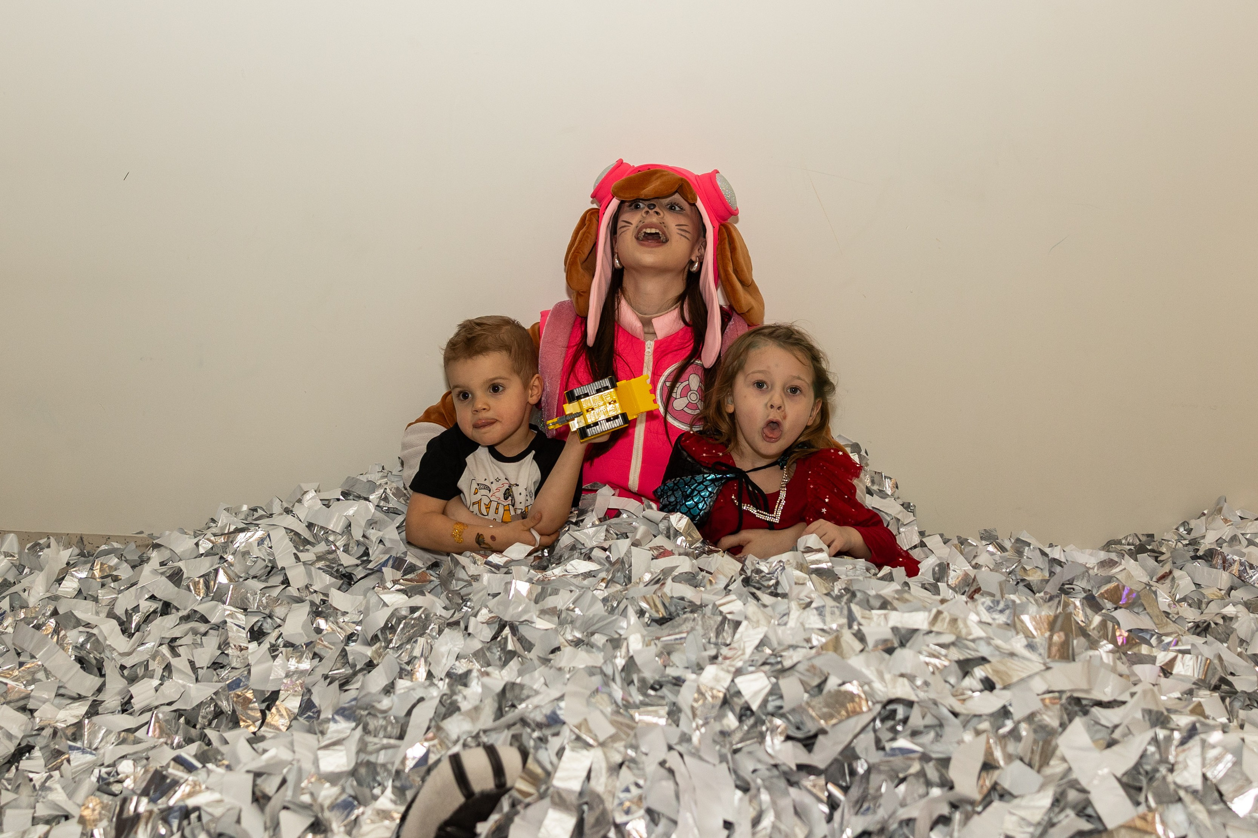 День рождения Артёма 24 января 2026 года. Семейный и детский фотограф в Варшаве Мила Бобровская