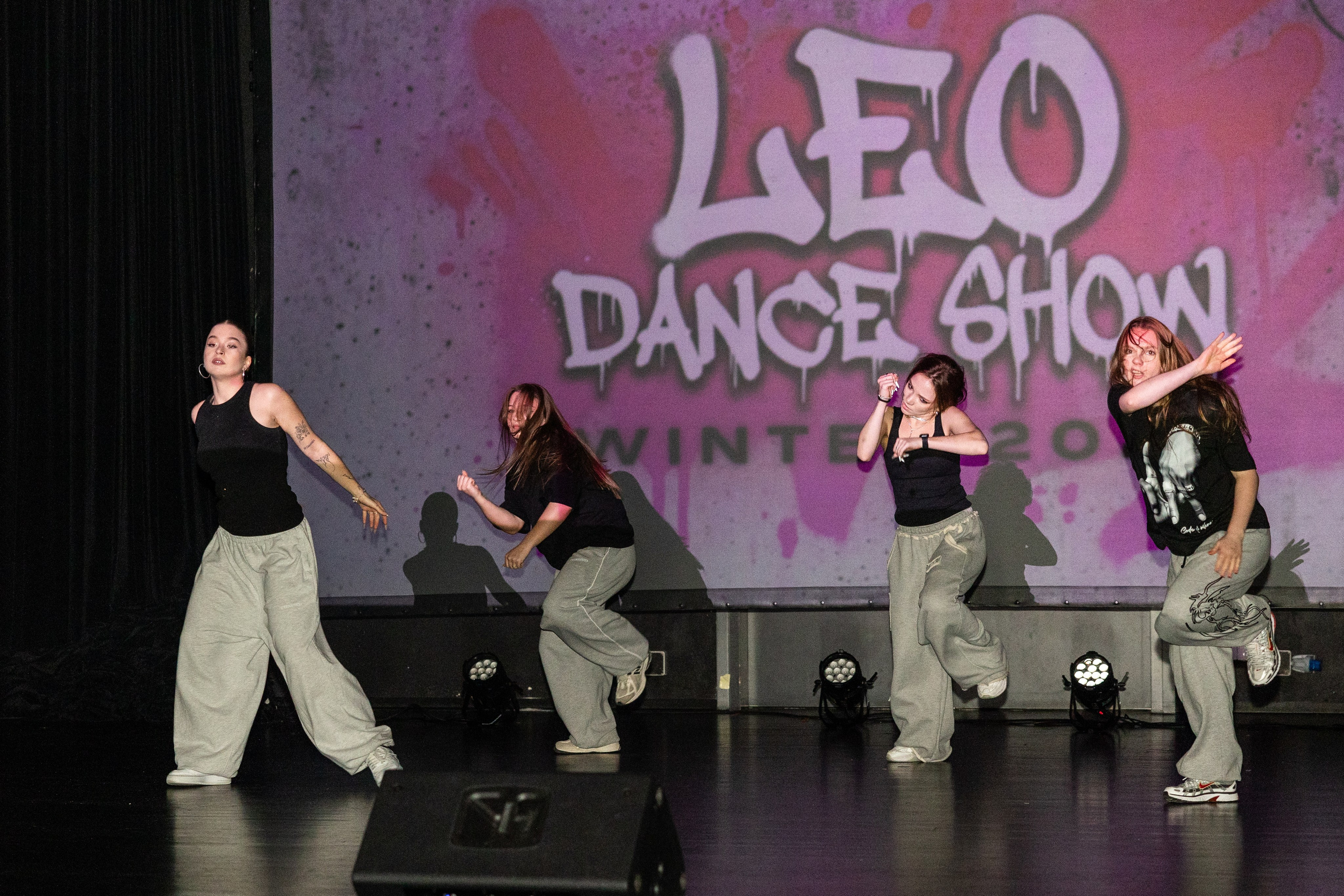 LEO DANCE SHOW WINTER 2025. Семейный и детский фотограф в Варшаве Мила Бобровская