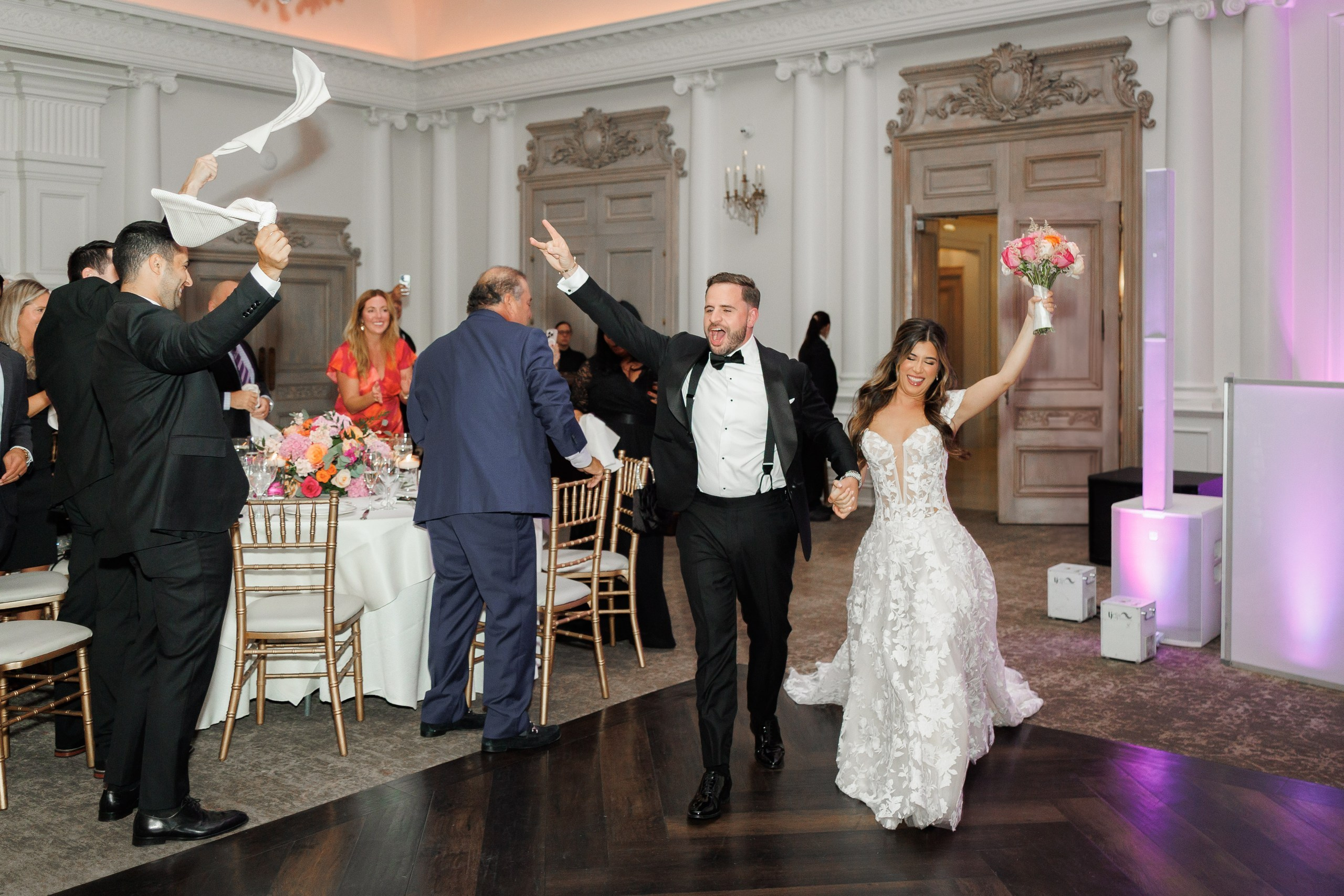 Arianeh & Michael, Park Chateau. Wedding Photo & Video