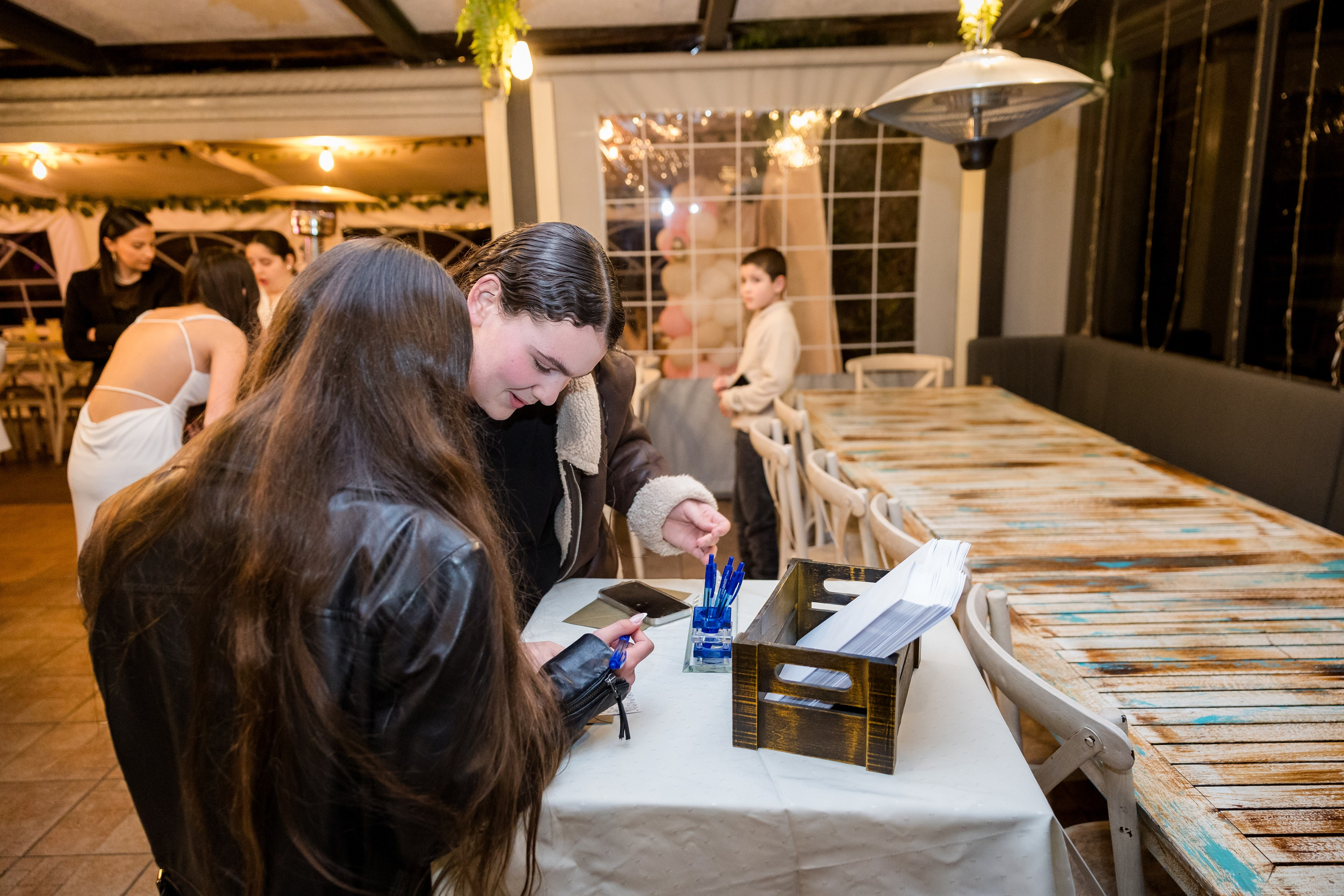 Noya. AMIR BUCHNIK PHOTOGRAPHER