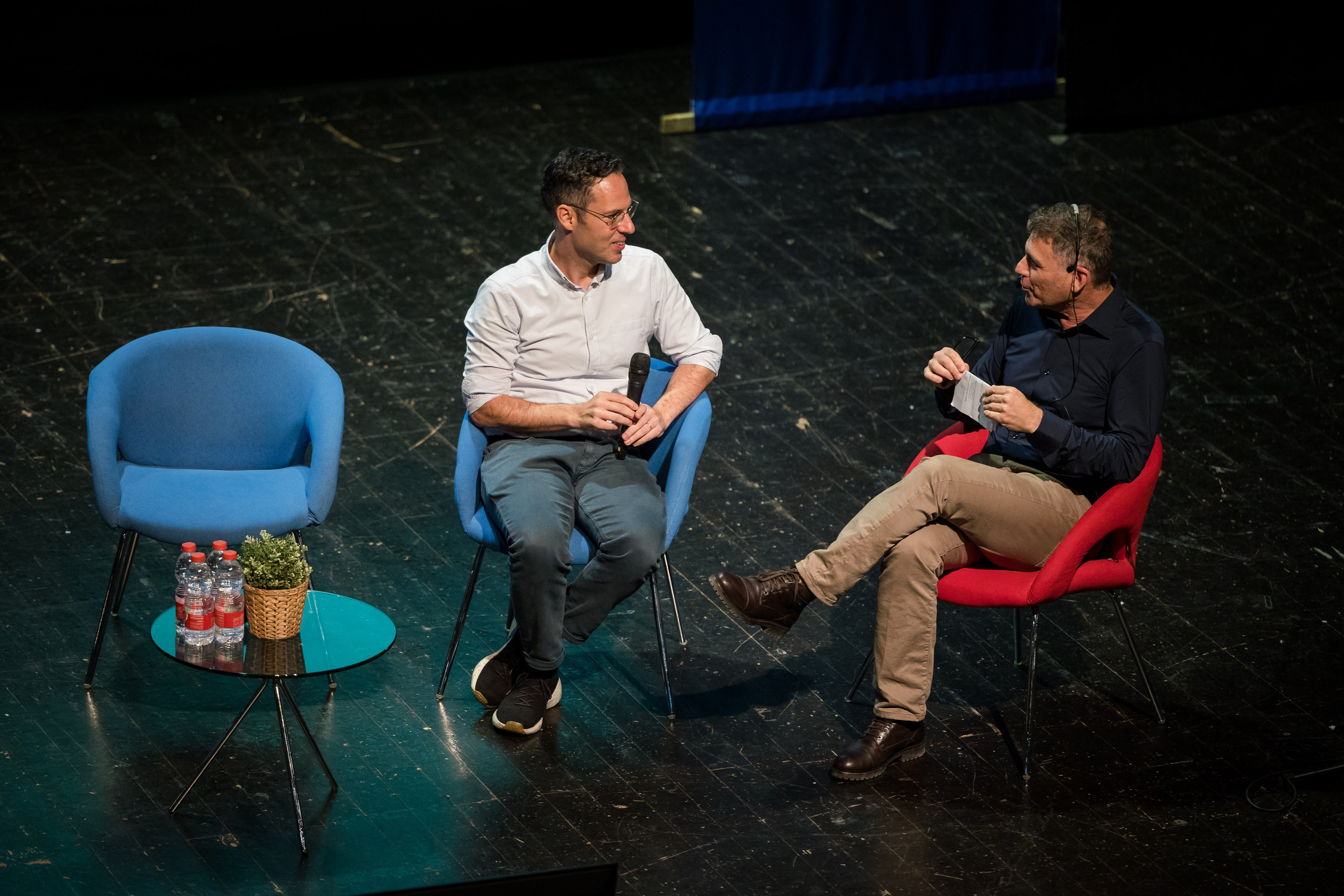 Pfizer. AMIR BUCHNIK PHOTOGRAPHER