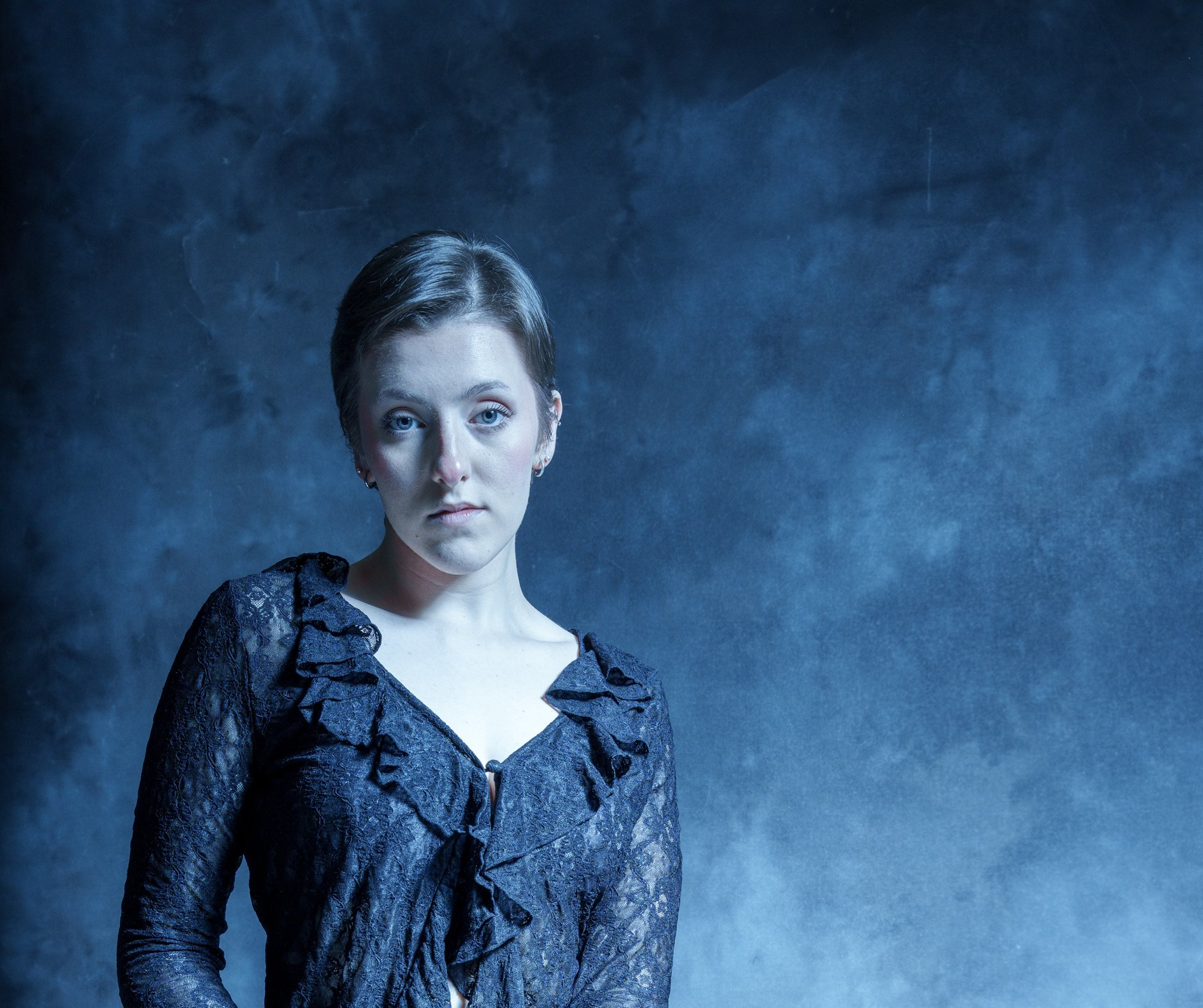 Daniela is a wonderful model that also sings, acts and dances. @soydaniellagomezz