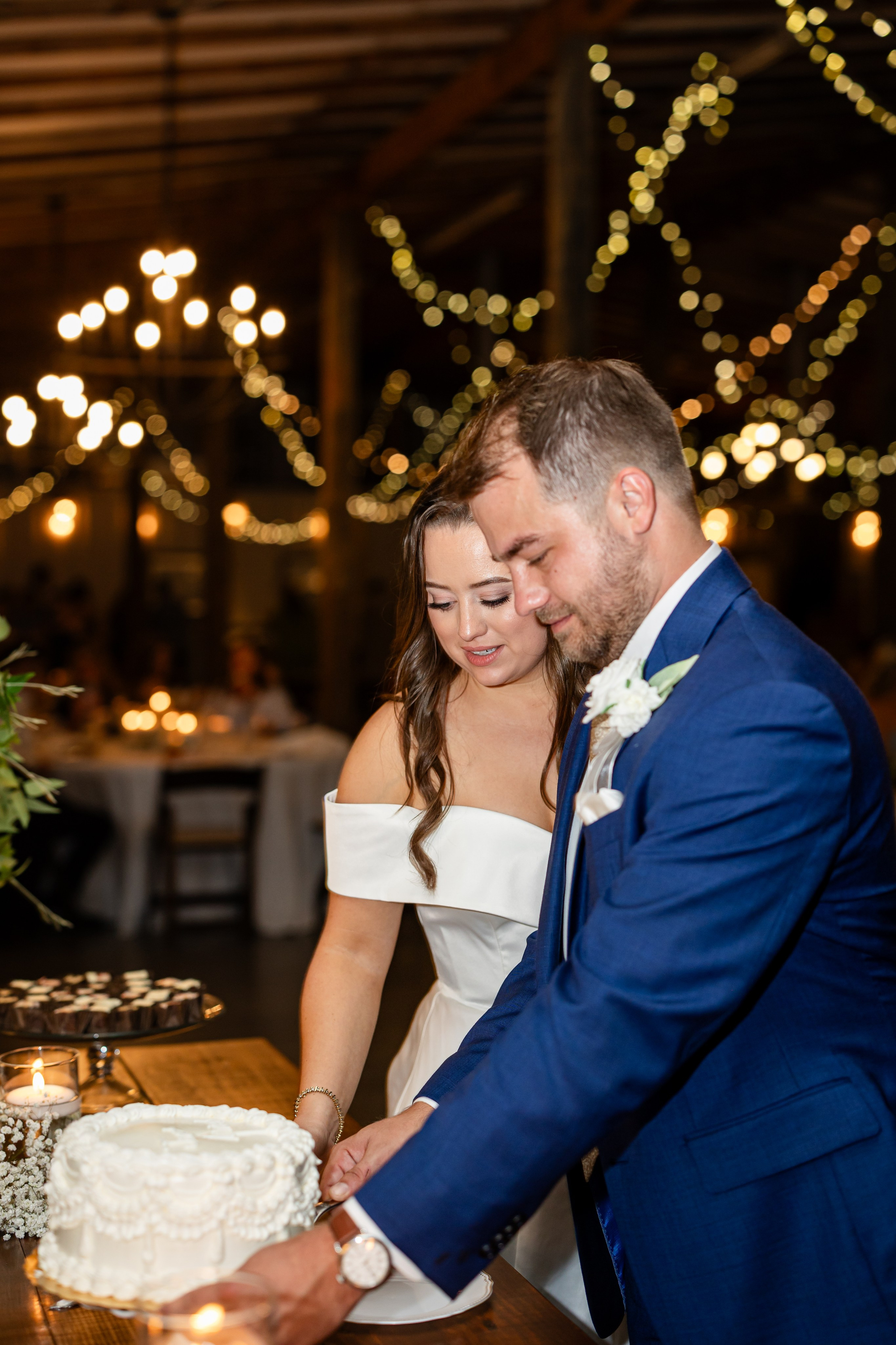 Rhodes & Allison’s Timeless Wedding at Greenbrier Farms. Wedding and portrait photography in Greenville SC