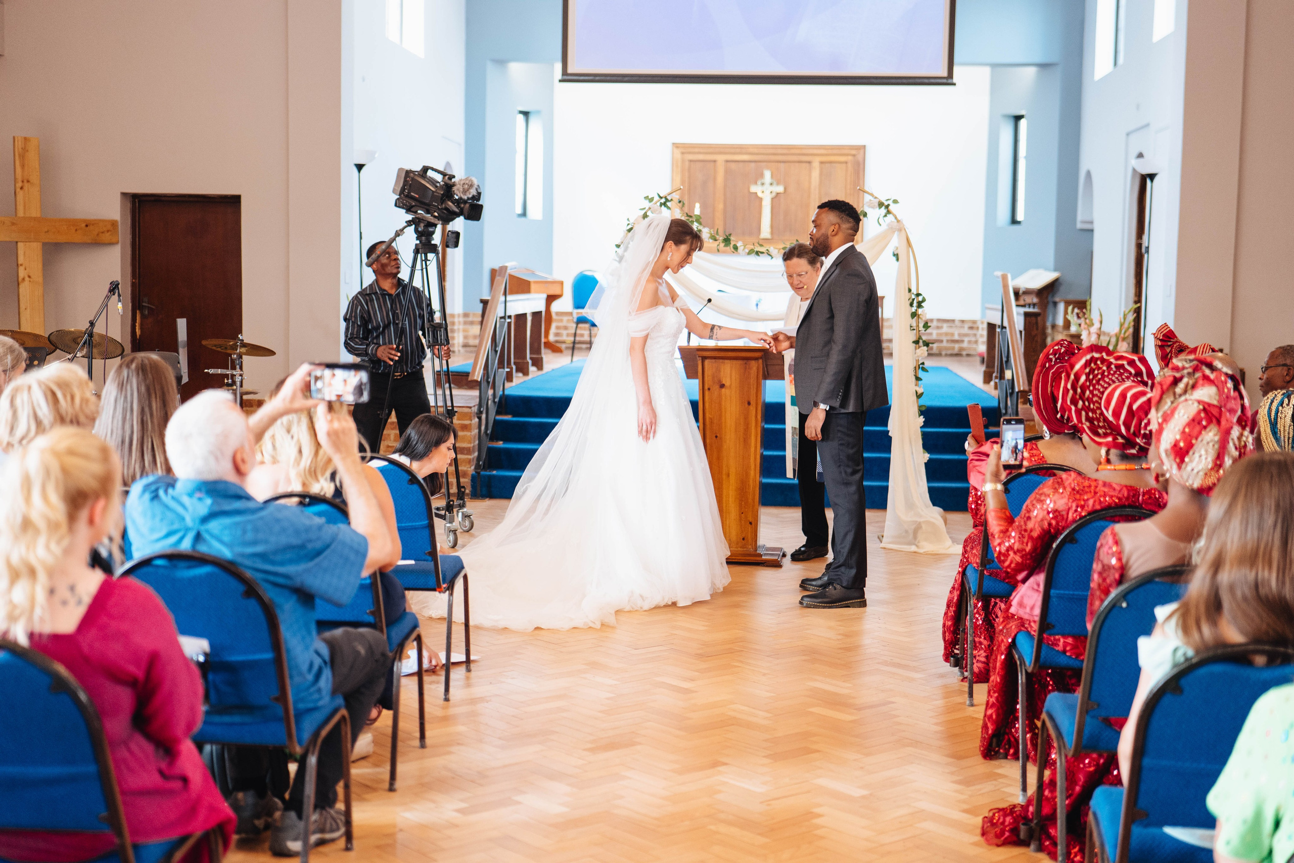 Wedding photosession in east London. Wedding and family photographer in London