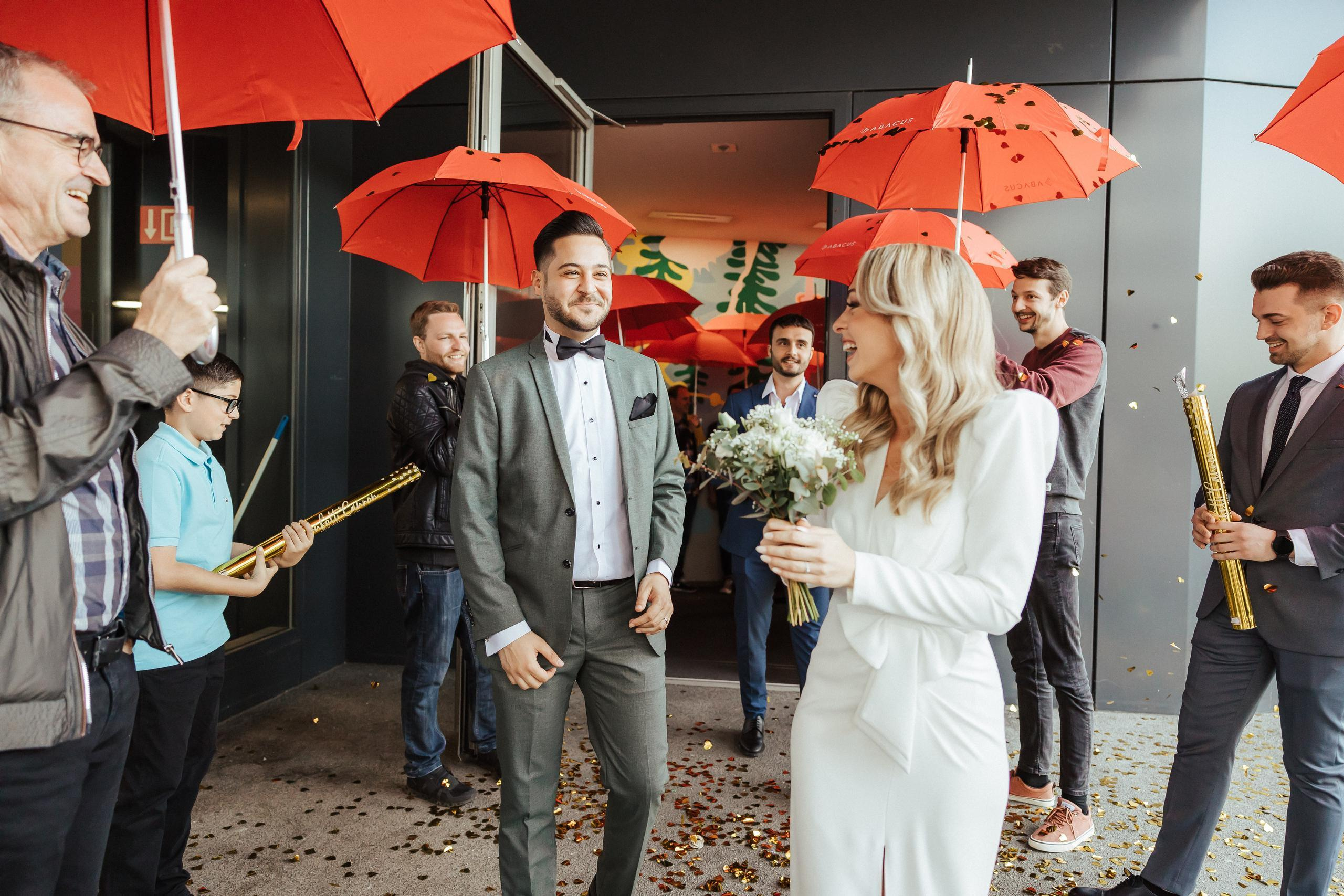 Zivile Hochzeit in der Stadt St. Gallen, drei Weieren. Hochzeitsfotografie Schweiz