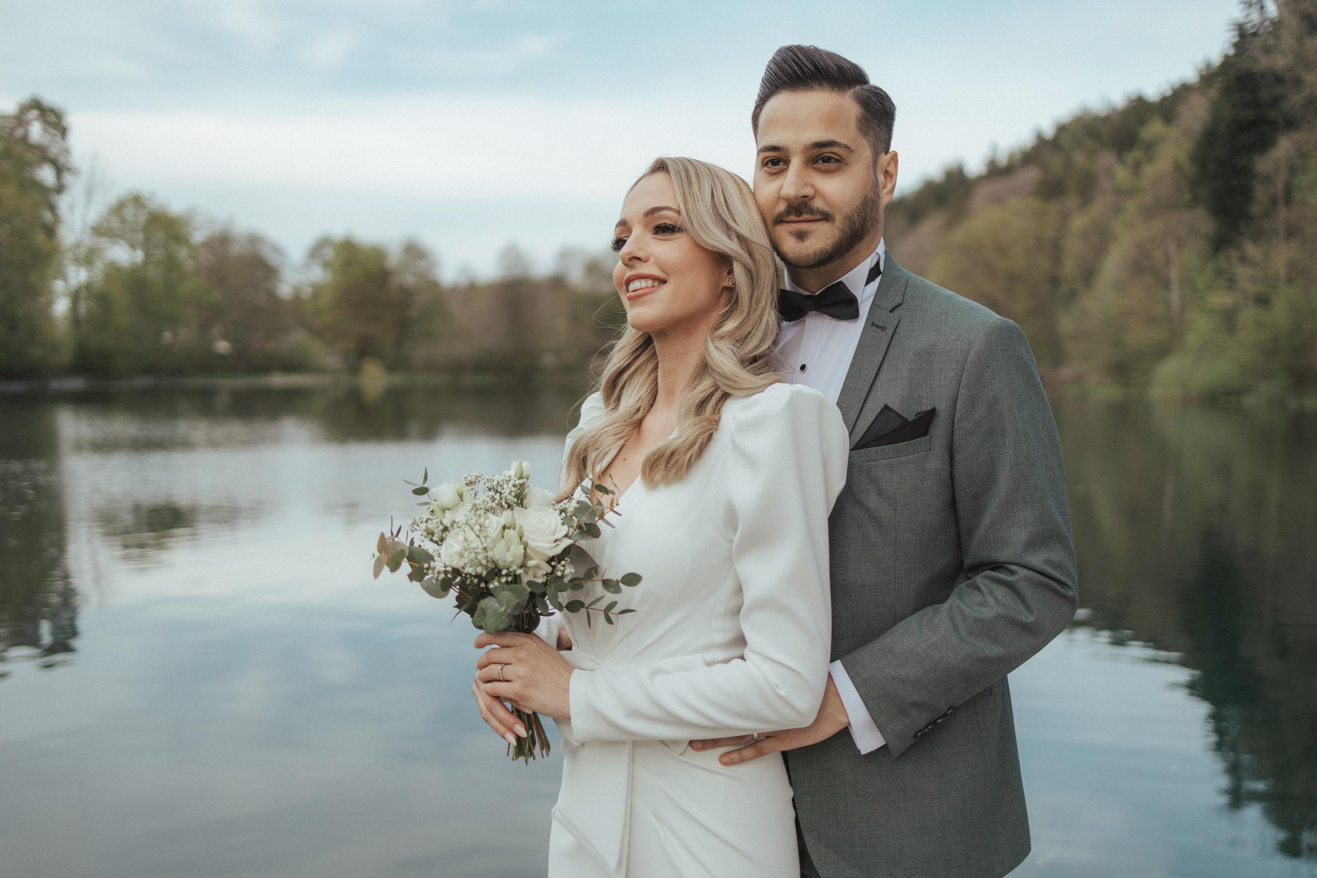 Zivile Hochzeit in der Stadt St. Gallen, drei Weieren. Hochzeitsfotografie Schweiz