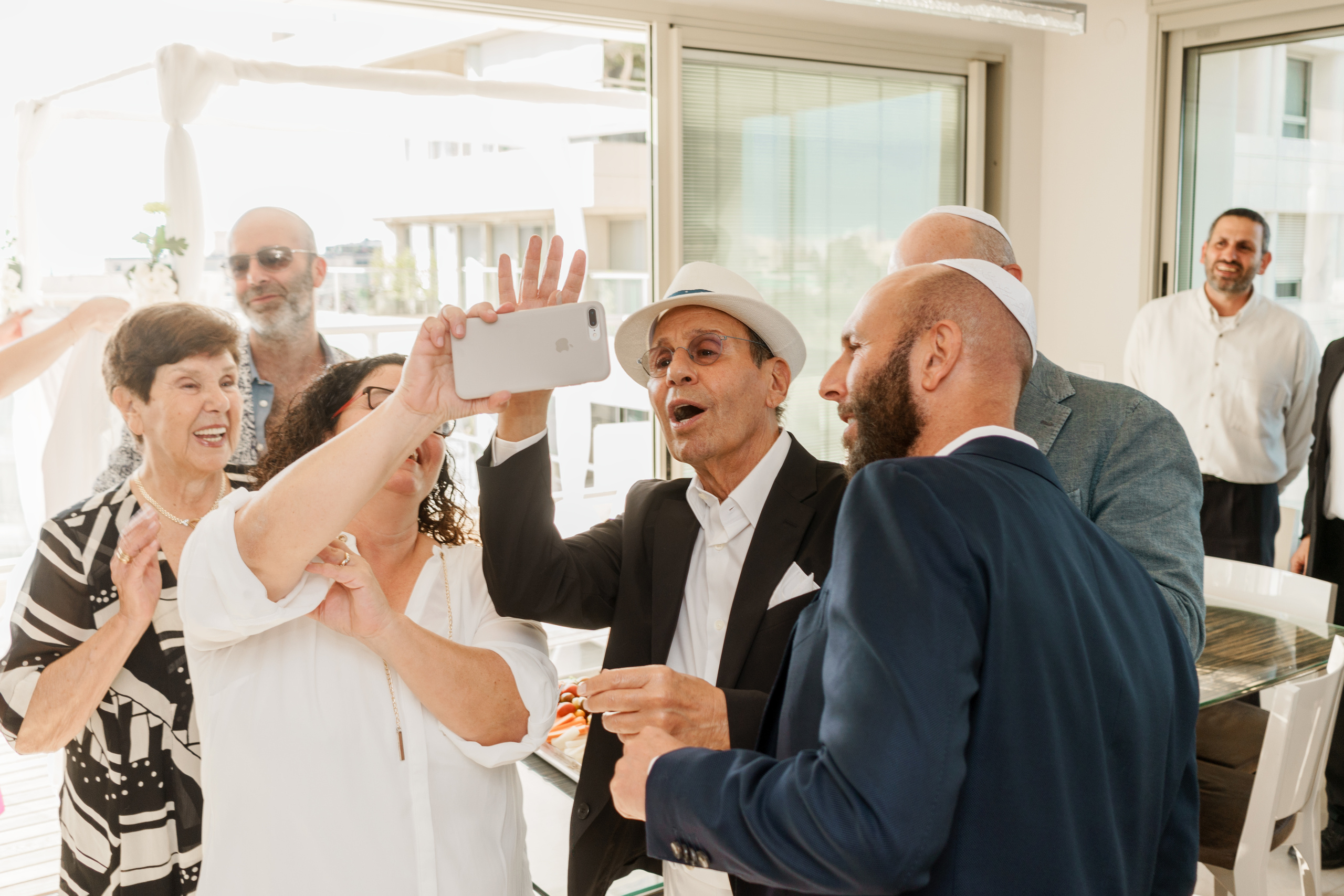 Stylish wedding of Gabriel & Juliette in Tel-Aviv, Israel. Porto Travel Photographer | Couples & Vacation Photos in Portugal — WePortugal