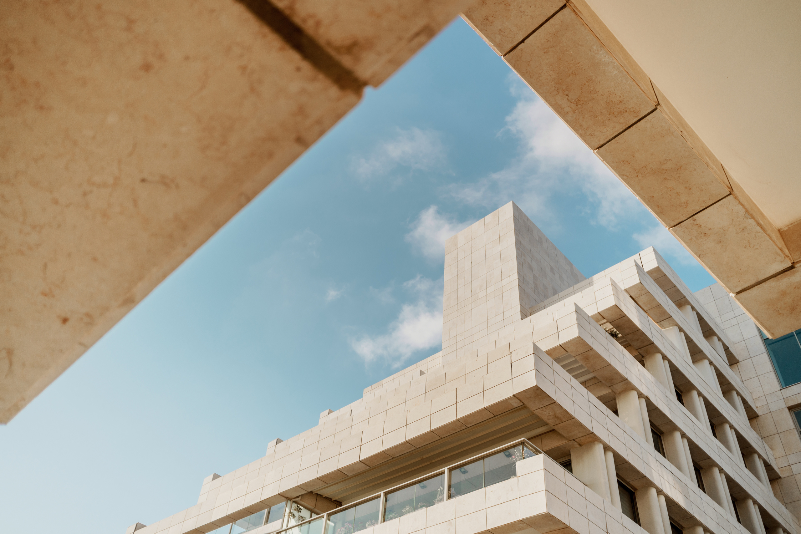 Stylish wedding of Gabriel & Juliette in Tel-Aviv, Israel. Porto Travel Photographer | Couples & Vacation Photos in Portugal — WePortugal