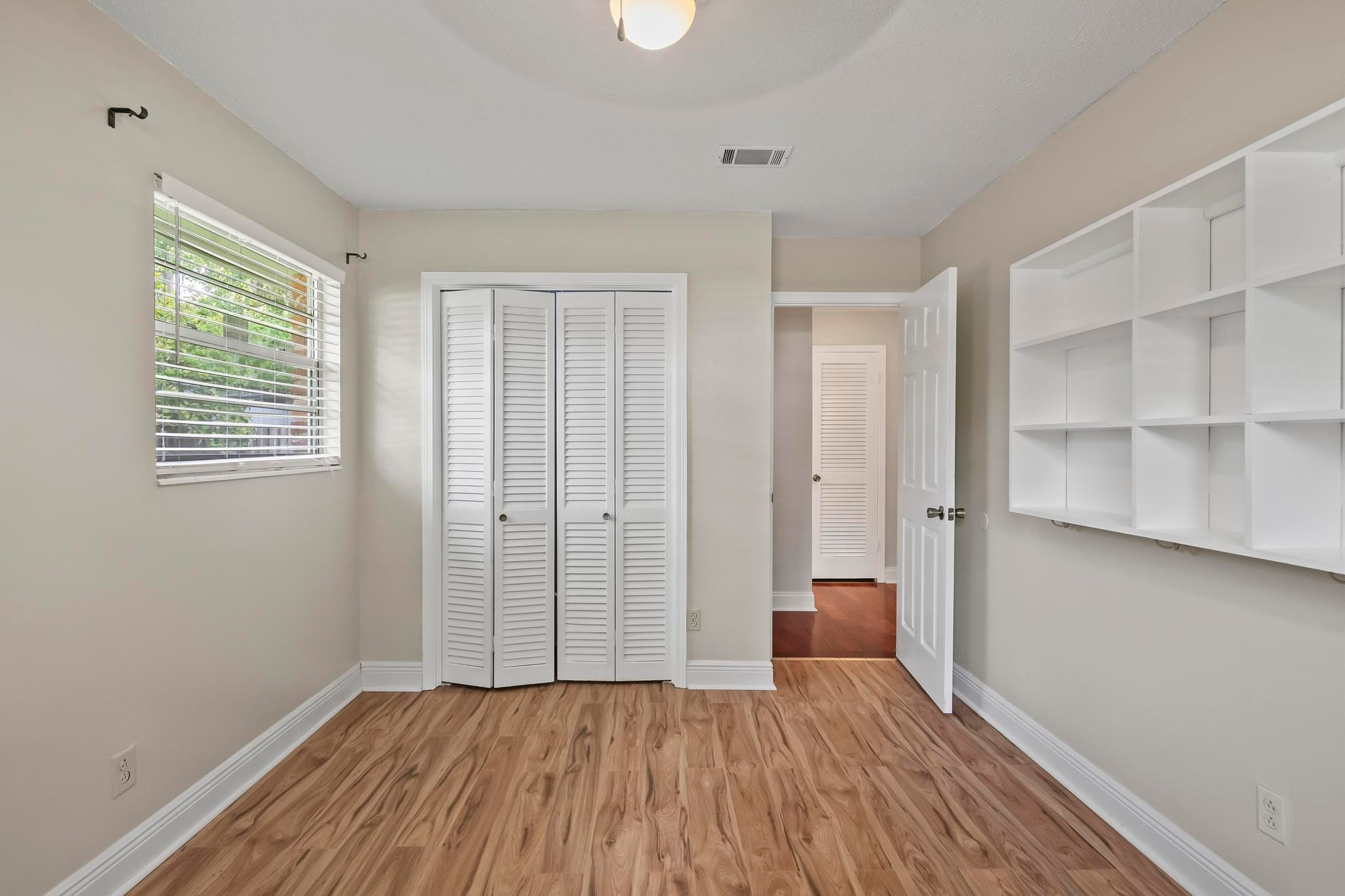 Brierwood Rd, Jacksonville Fl 32 217