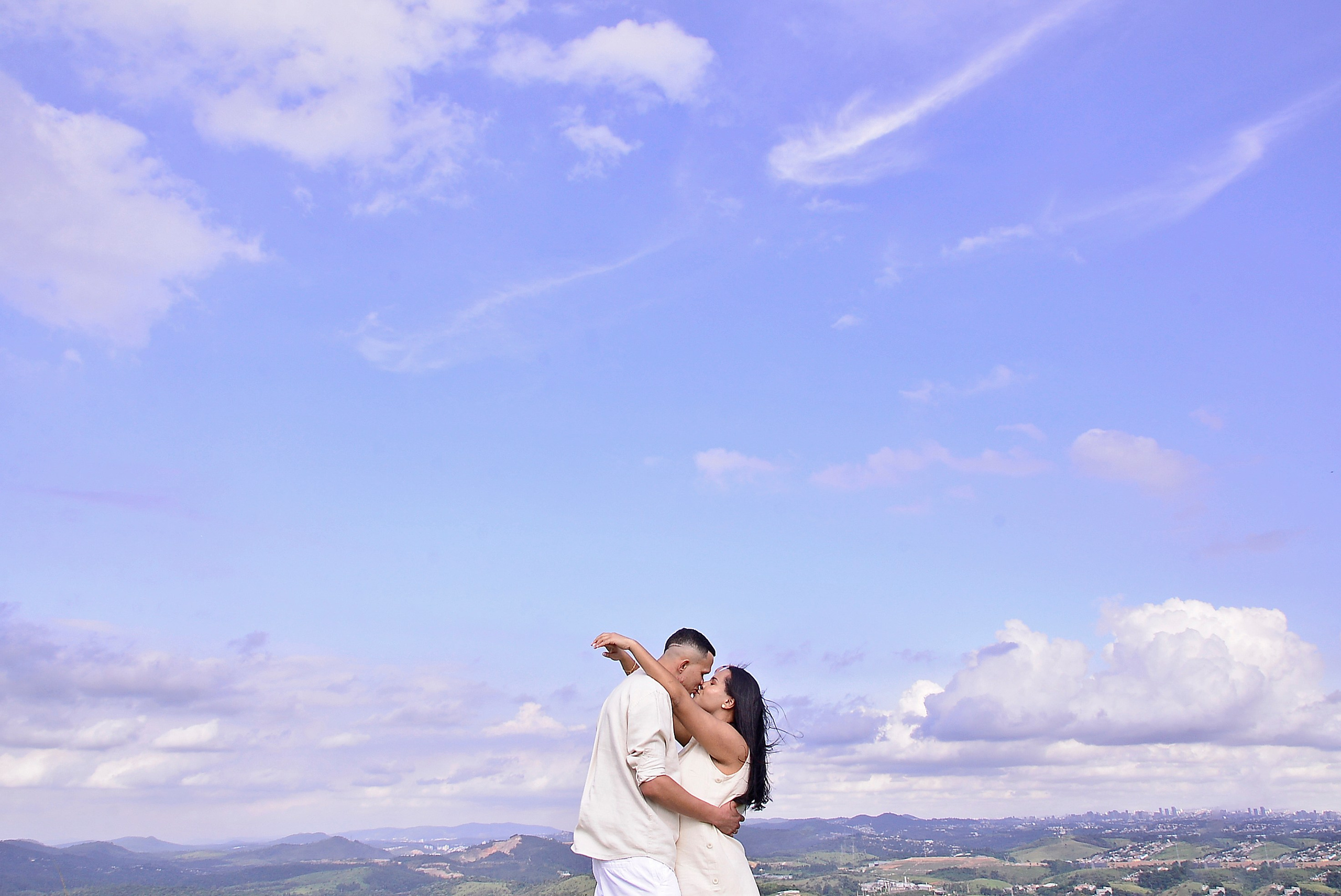 Luana & Rodrigo — Morro do Capuava, Pirapora do Bom Jesus. Produtora Bride