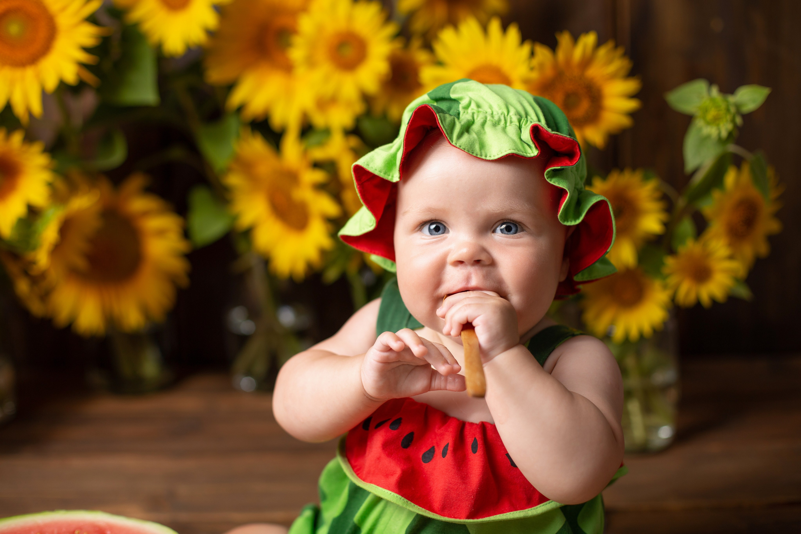 Каталог 8 Годик. Катерина Шустерман — фотограф Newborn, семейный в Израиле