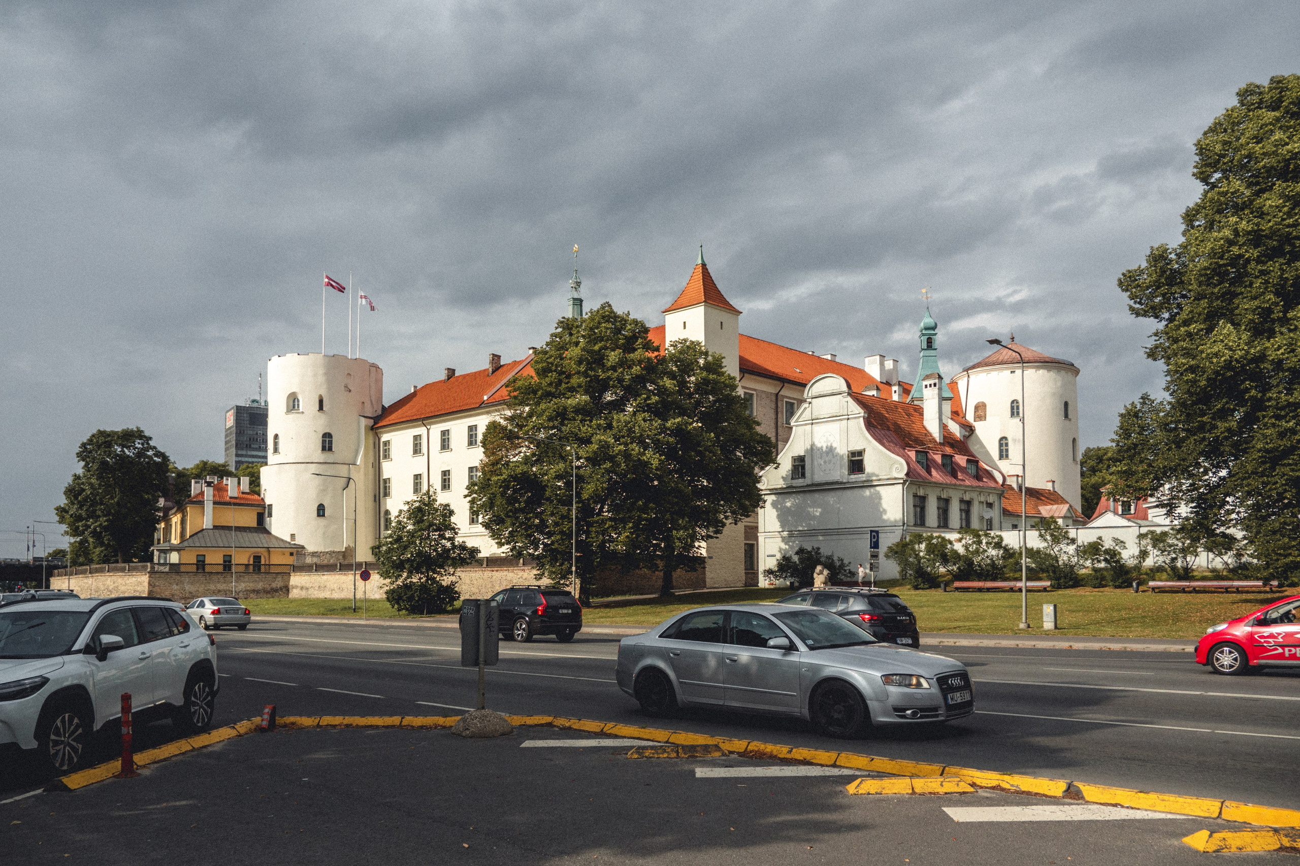 Voyage à Riga. Photographe sur Cote d’Azur. Portraits de familles, couples, enfants, événements