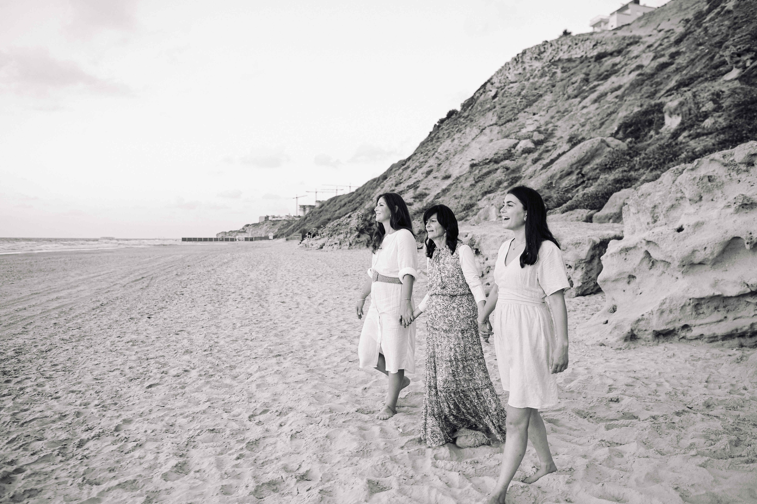 SEA PHOTOSESSION IN NETANYA. Https://shi-photo.com/