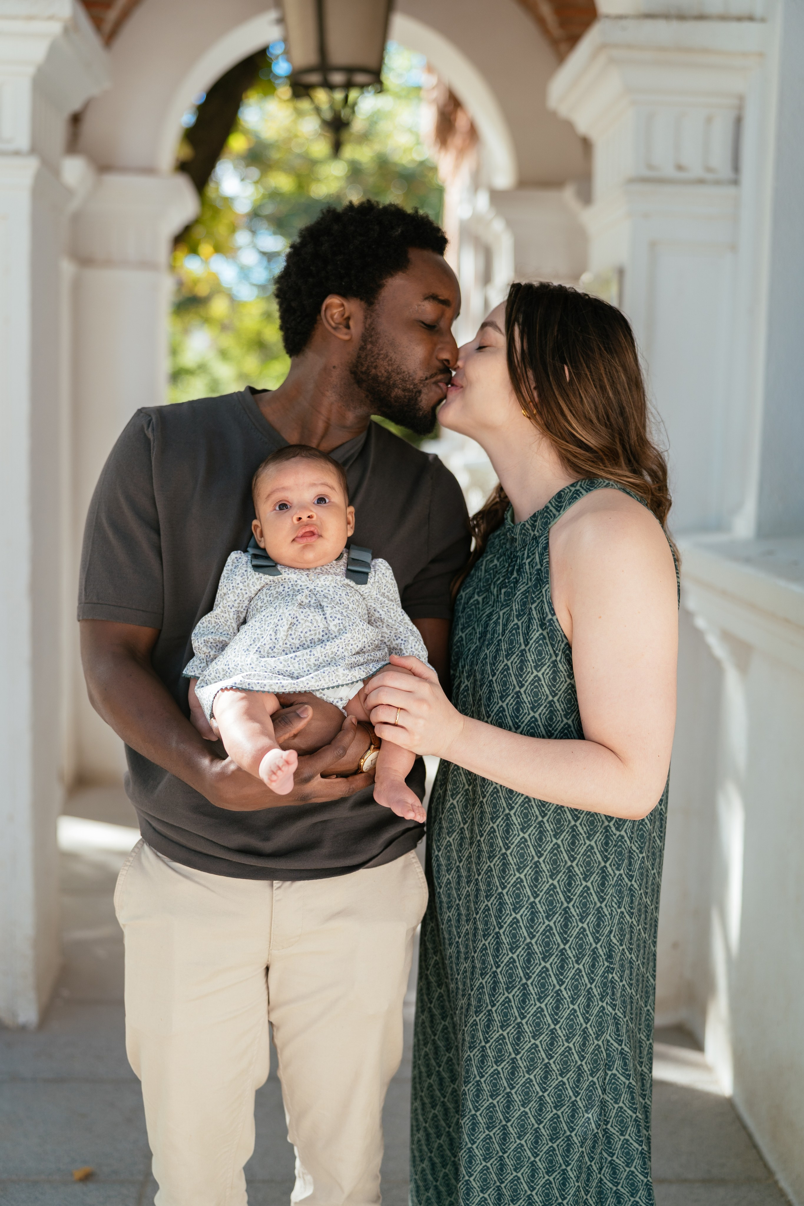 authentic candid newborn and family portraits documented by a madrid photographer