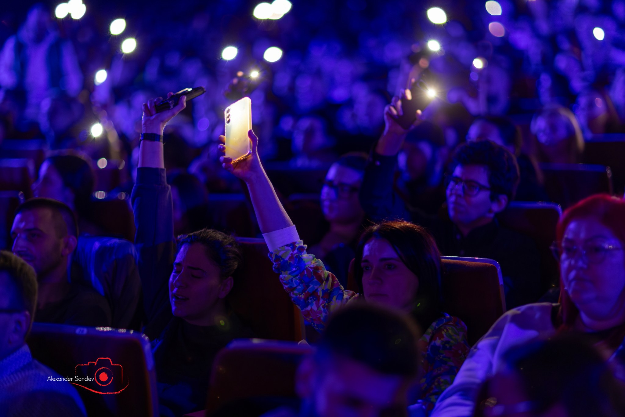 МОЛЕЦ на живо в НДК - 04-05.11.2025 г. Александър Сандев - website