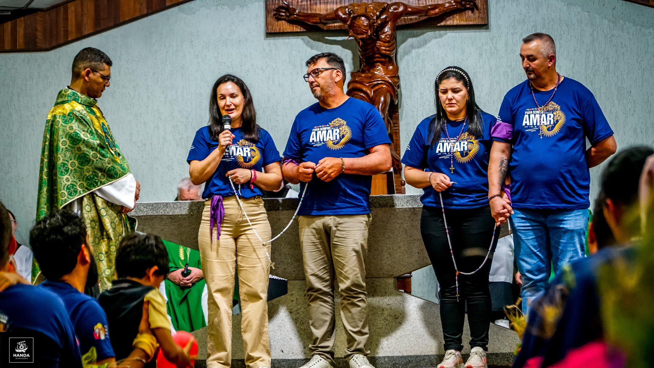 Acampamento Casais. Handa Produções