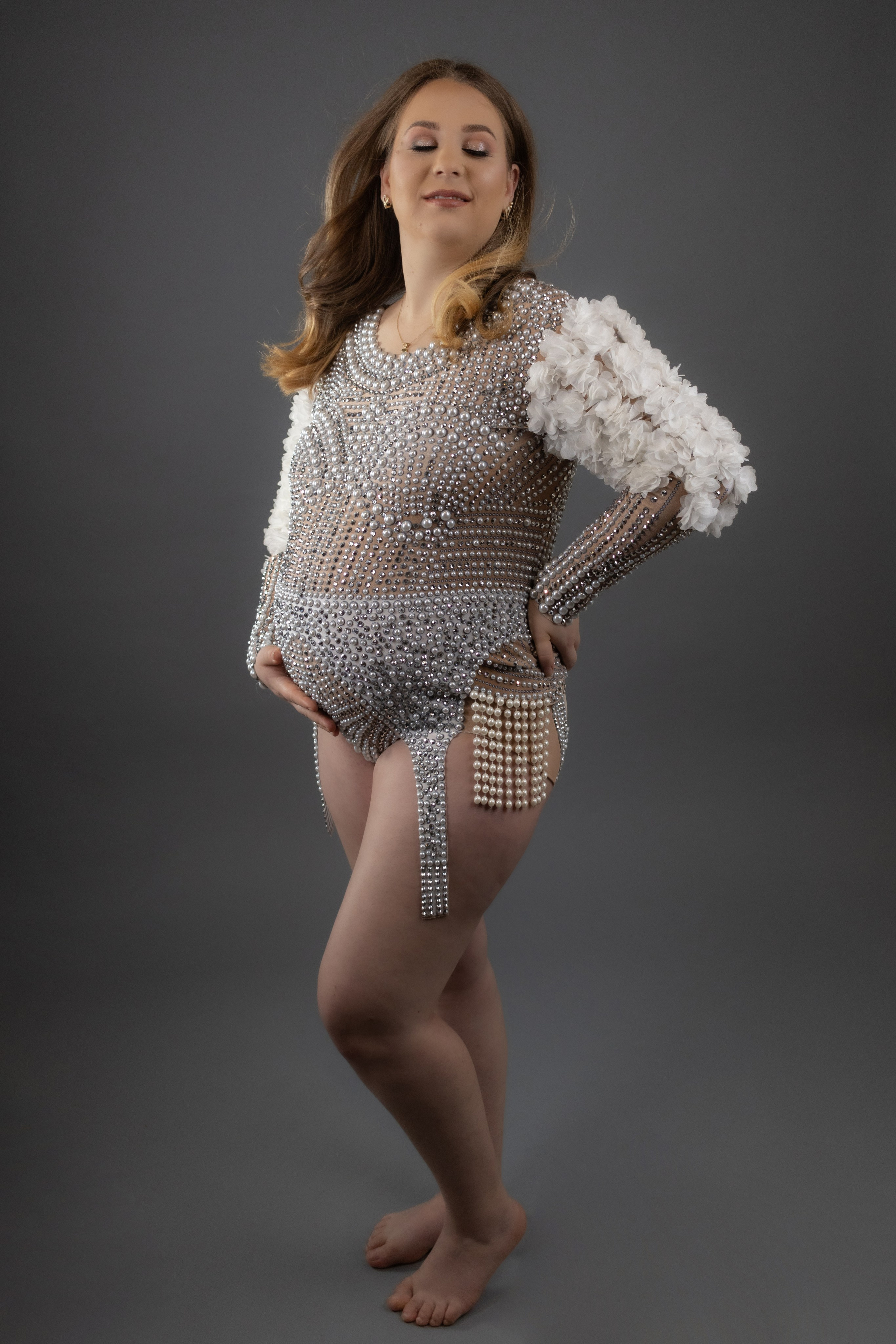 Dana. Fotograf si videograf — evenimente si studio