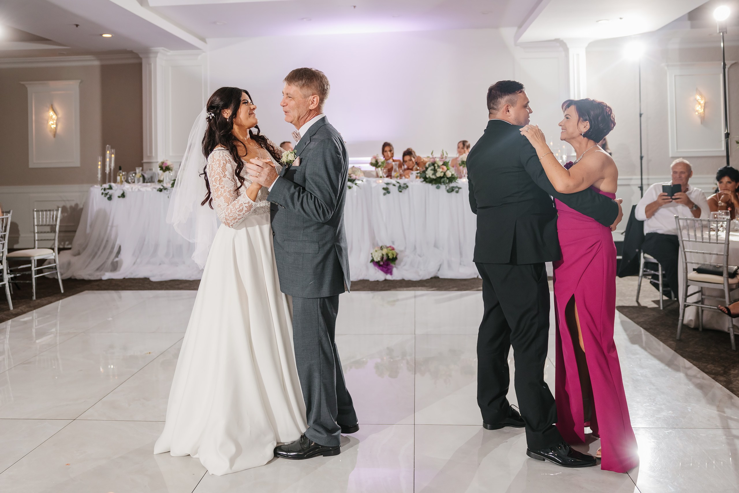 31.08.2024 Wedding. Wedding family event photographer in Chicago Nick Yushevich