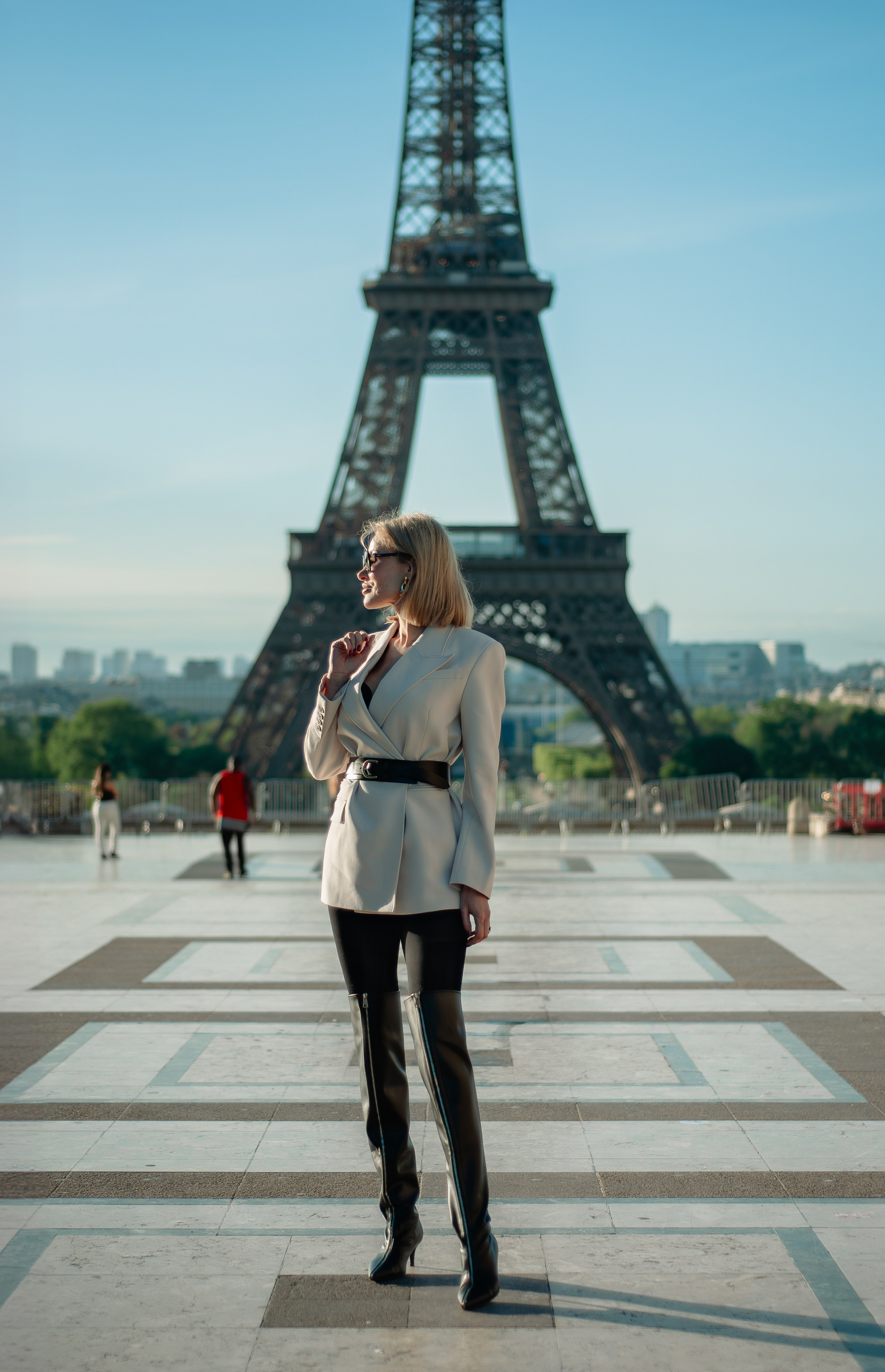 Фотосессия с подругой в Париже. Фотограф в Париже Полина Осипова