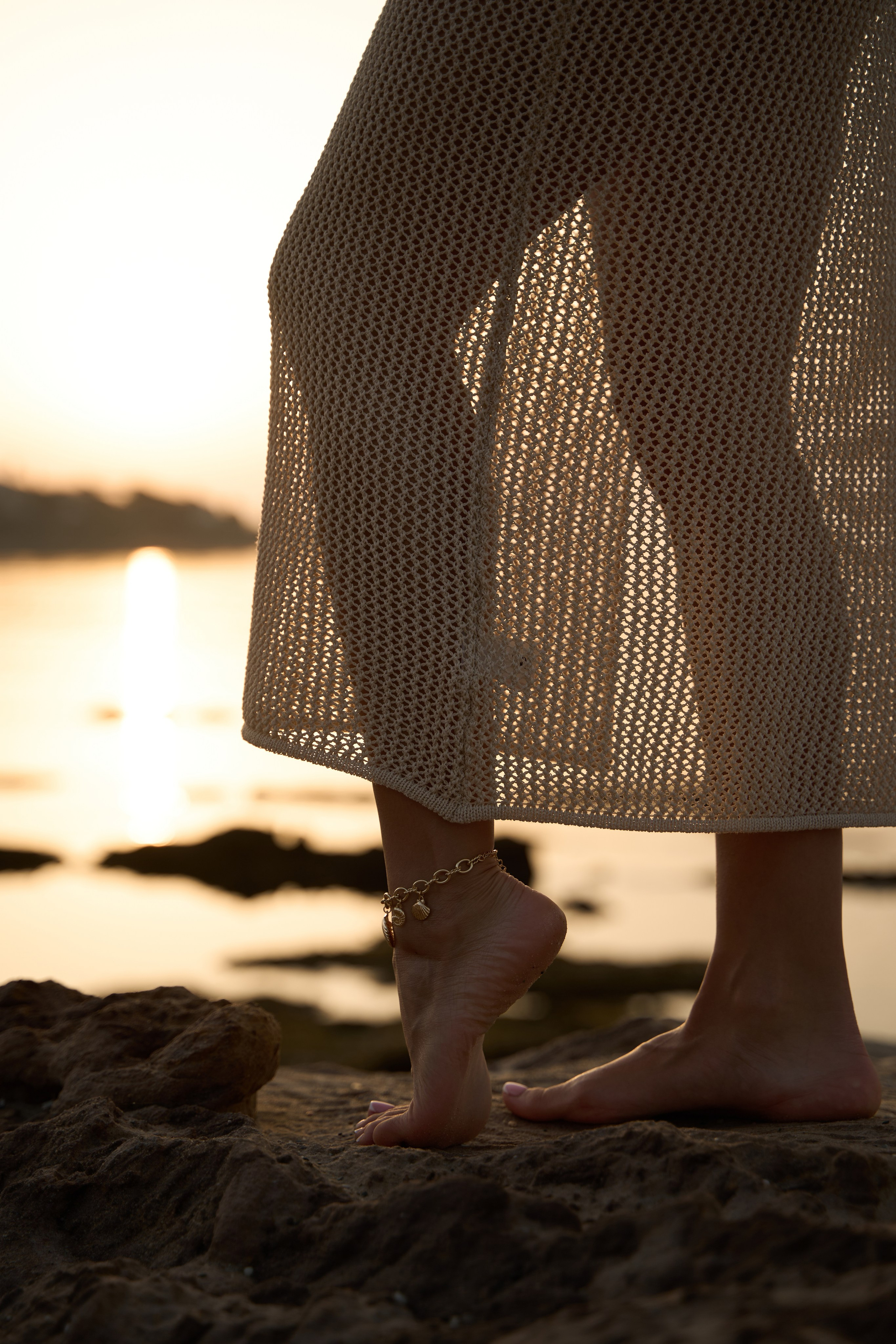 Sunrise between rocks