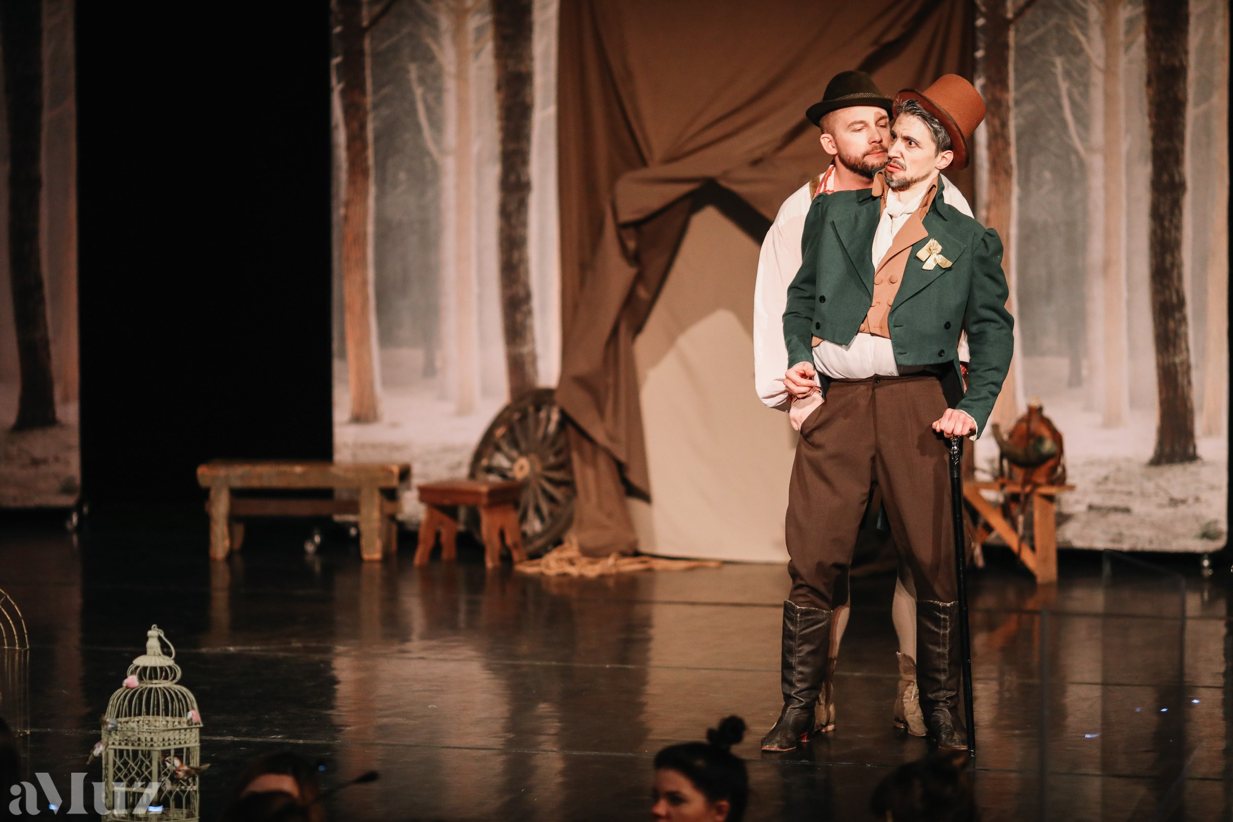 Opera Łąkowa. Fotograf Ślubny Warszawa - Sesje Biznesowe Rodzinne Eventy